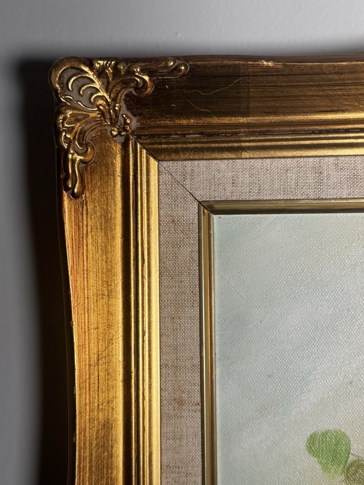 Vintage Floral Oil Painting In 17x20in Gold Wood Frame Signed Ready To Hang