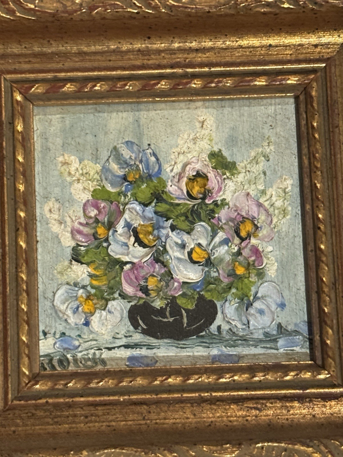 1960s Flowers in Vase Framed Textured Impasto Oil Painting – Irene Rozek