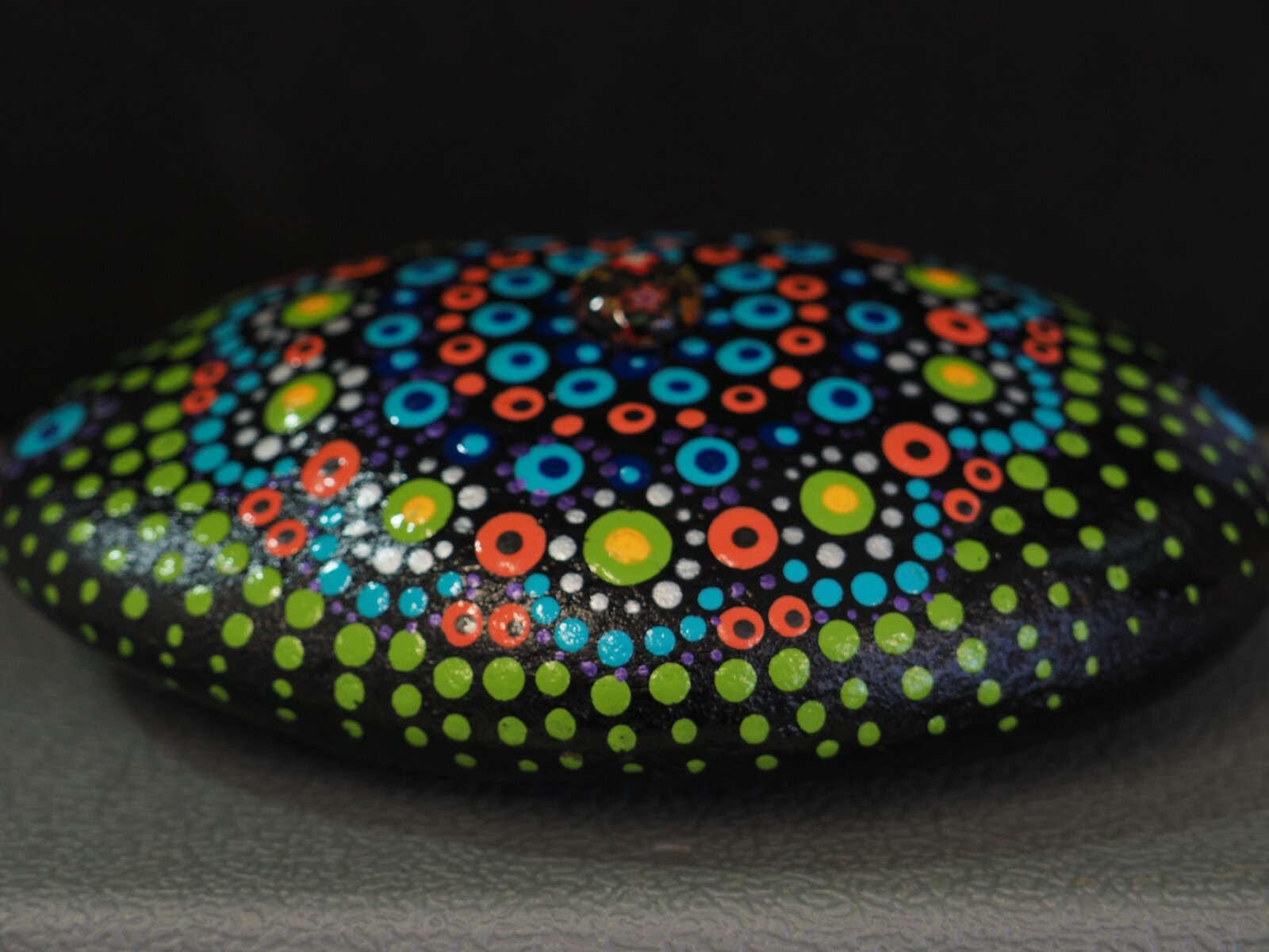 Handpainted Mandala Stone Peace Zen Healing Art Hippie Yoga Meditation Gift Rock