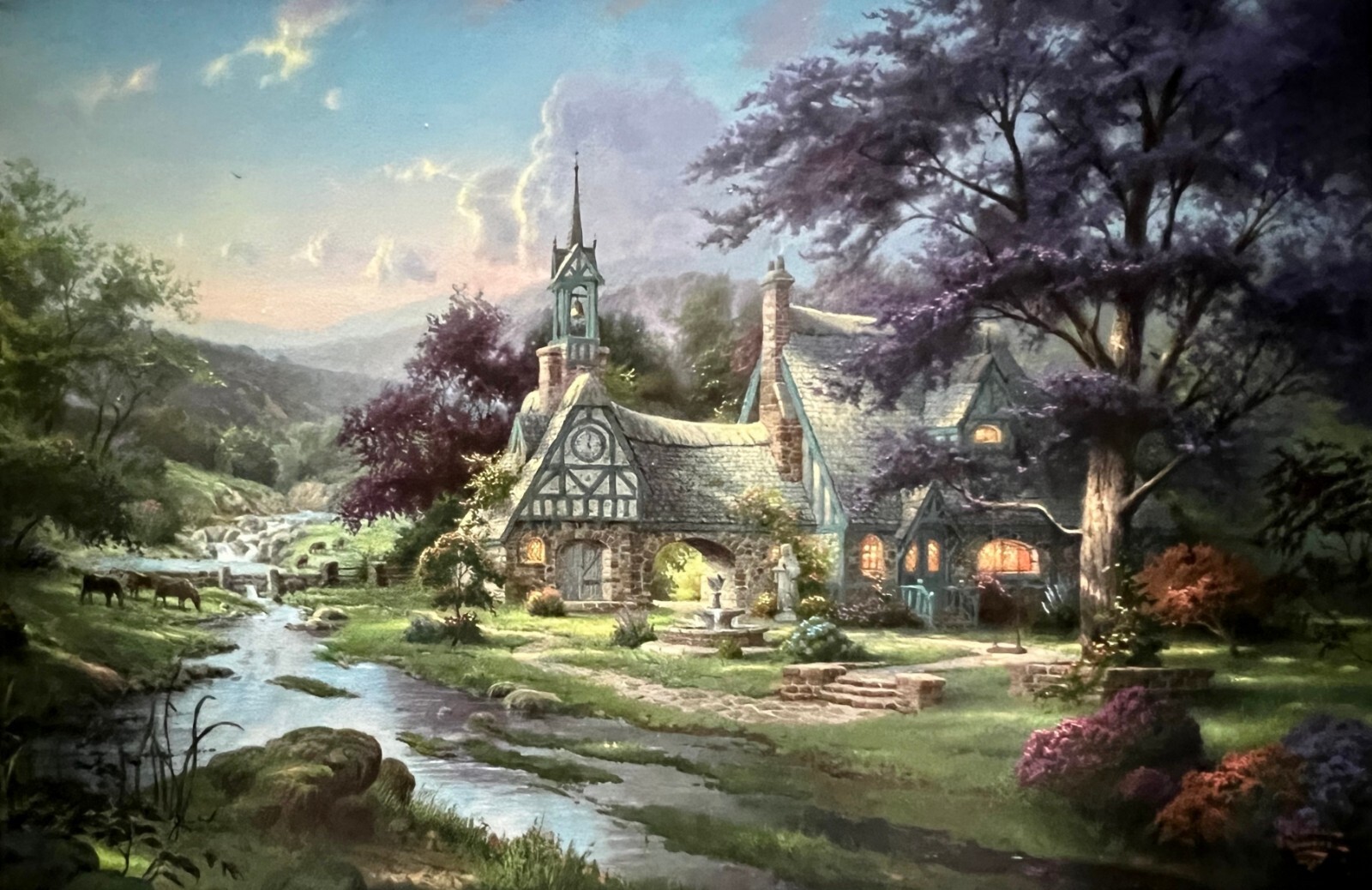 THOMAS KINKADE «CLOCKTOWER COTTAGE» S/N 18″ x 27″ HAND EMBELLISHED CNVS