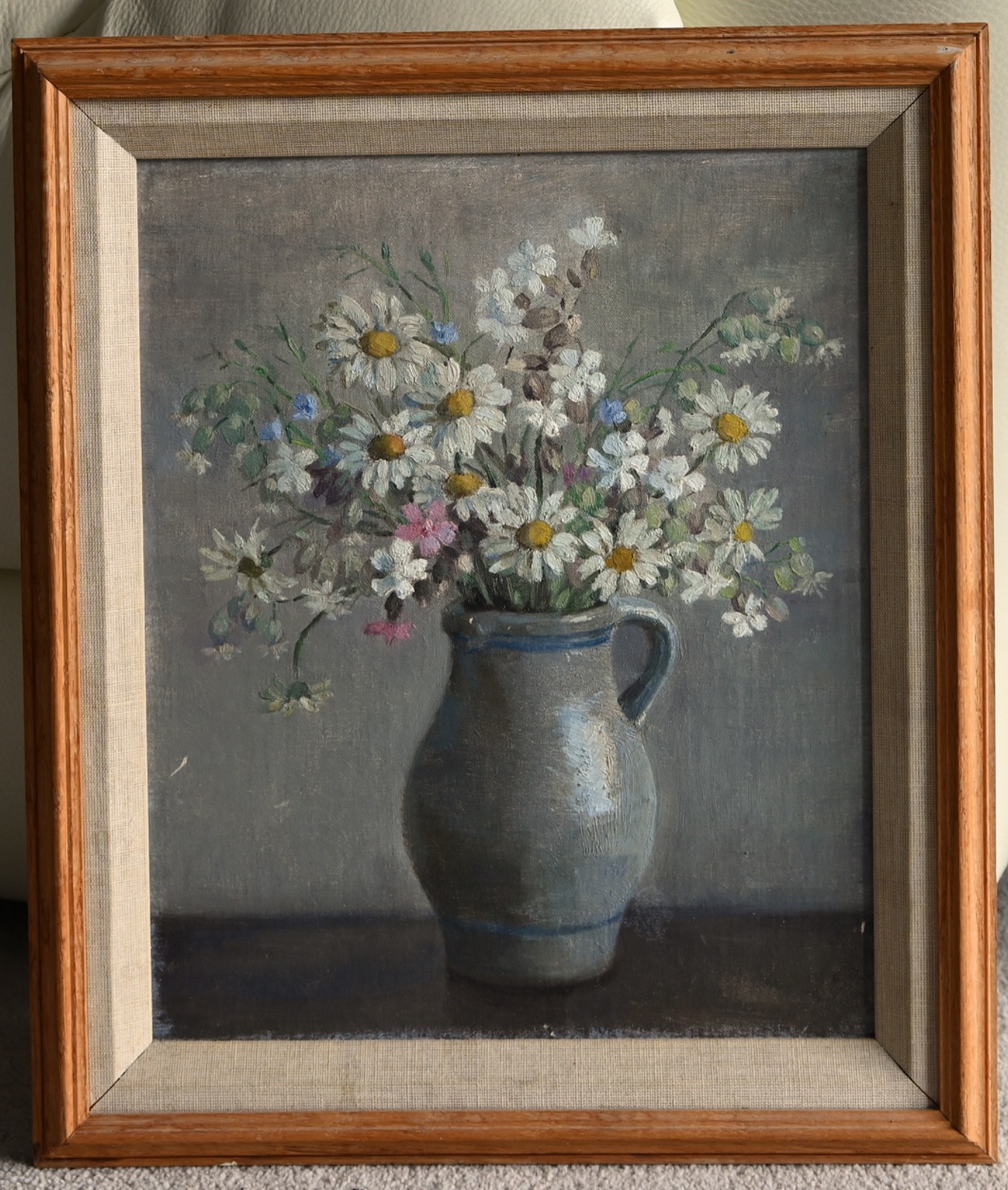 20th Century Still life Study Of Daisies Oil Painting – Haste Gallery Label