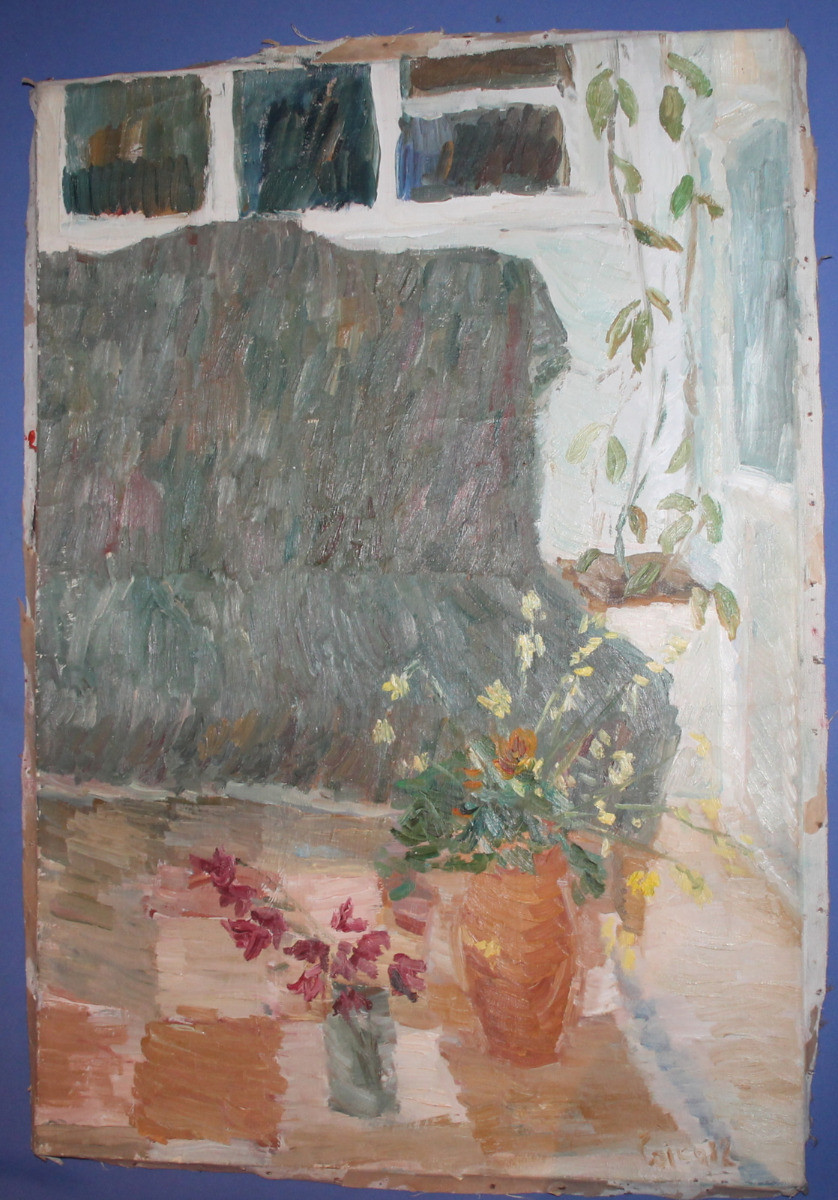 1982 European oil painting still life with flowers signed