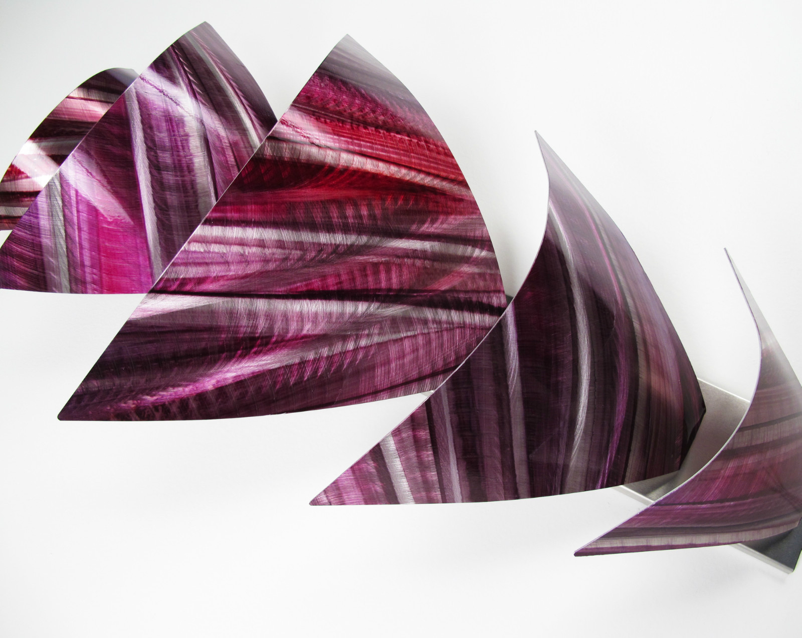 Modern Abstract Metal Wall Art Torchiere Lamp Painting Sculpture Home Decor Pink