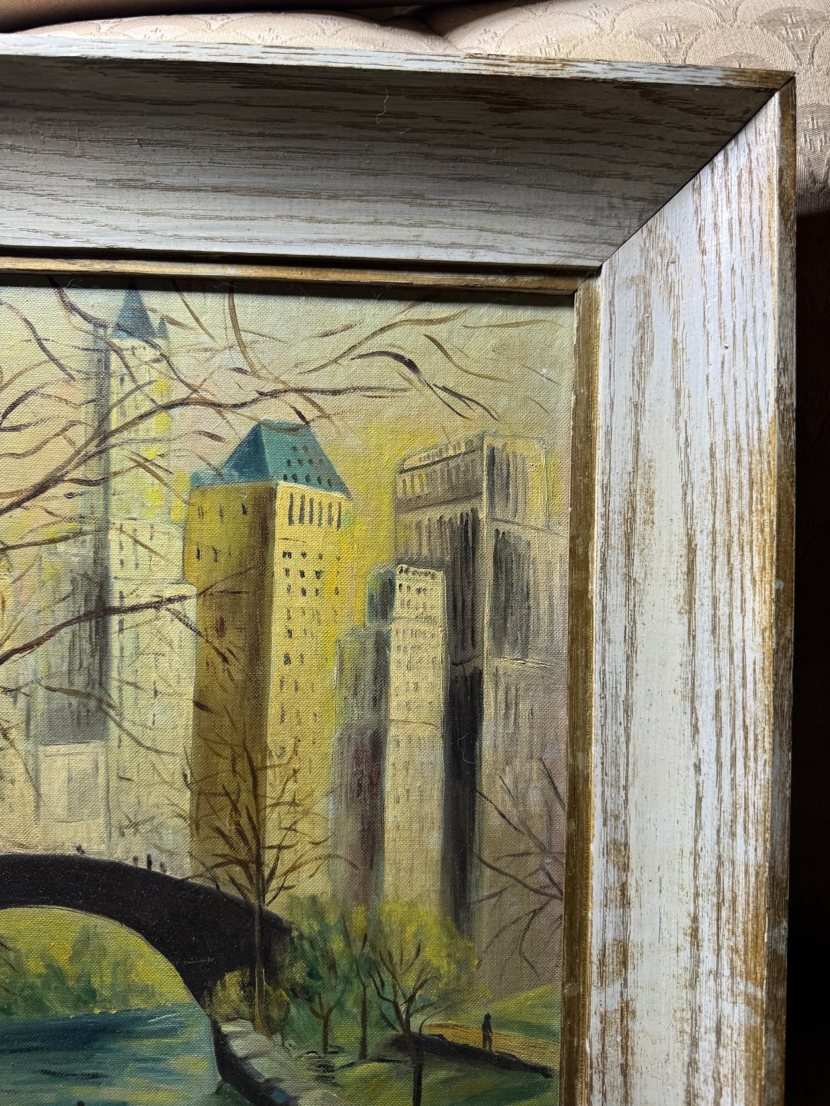 LaRue 1961 «Park And And Cityscape» Oil Painting – Signed And Framed