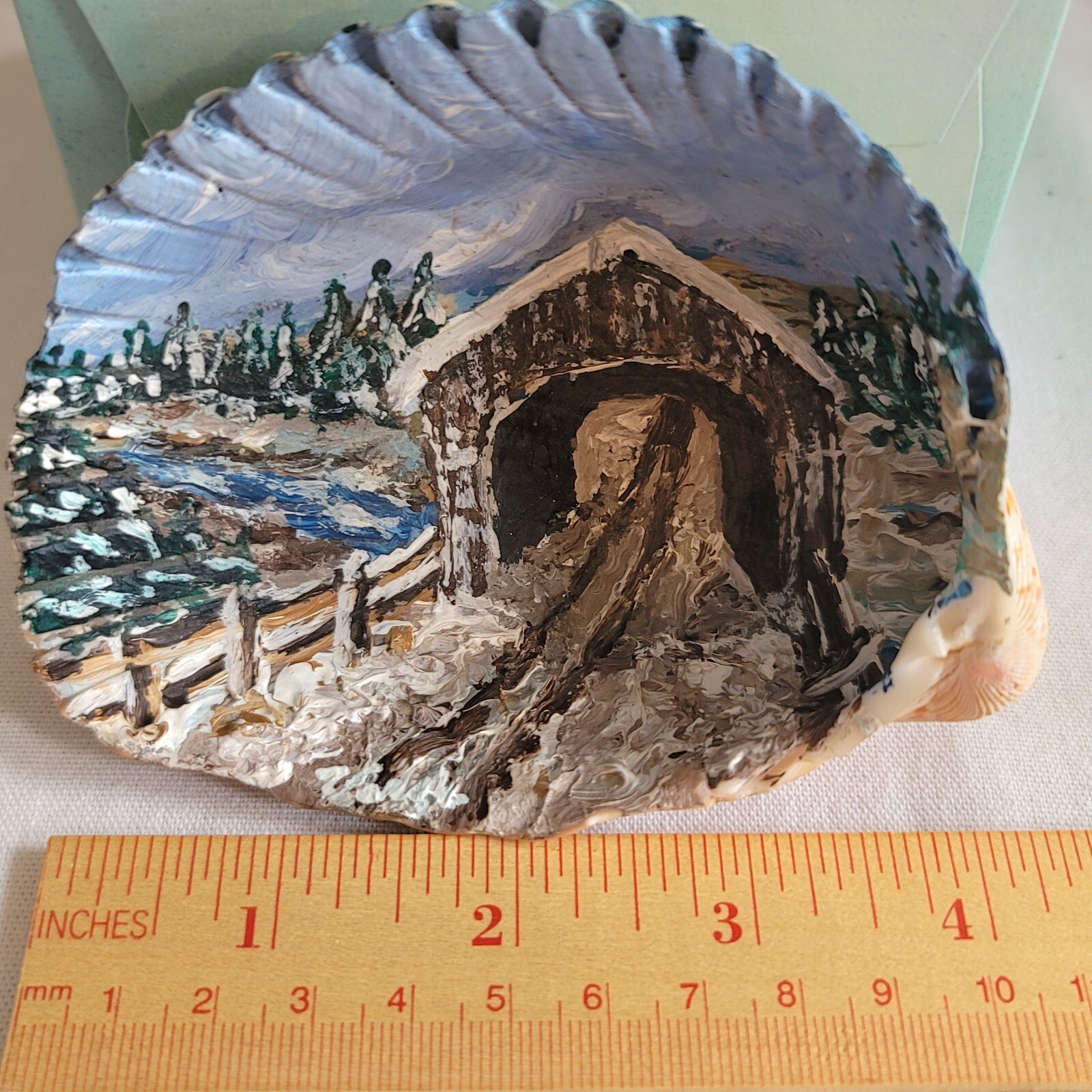 Hand Painted Sea Shell•Winter Scene•EUC•Scallop•Clam•Snow•Bridge•Artisan