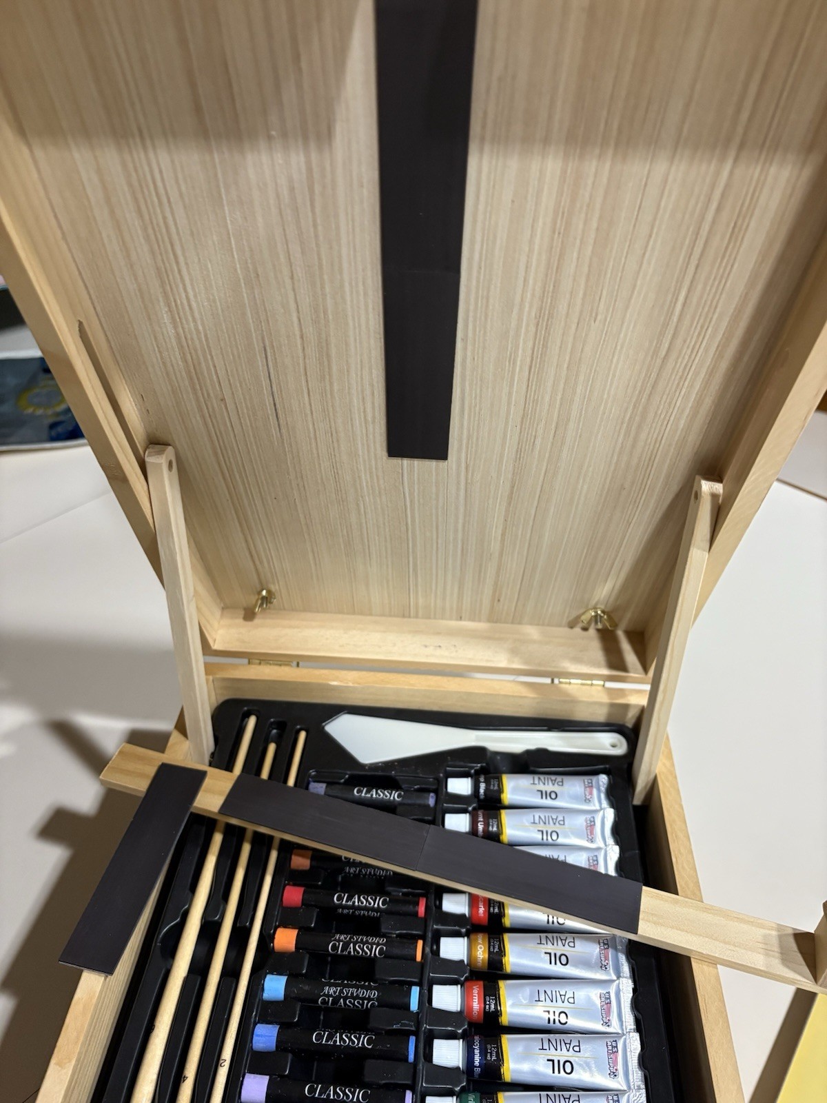 Complete 95-Piece Art Set with Portable Easel – Unleash Your Creativity Anywhere