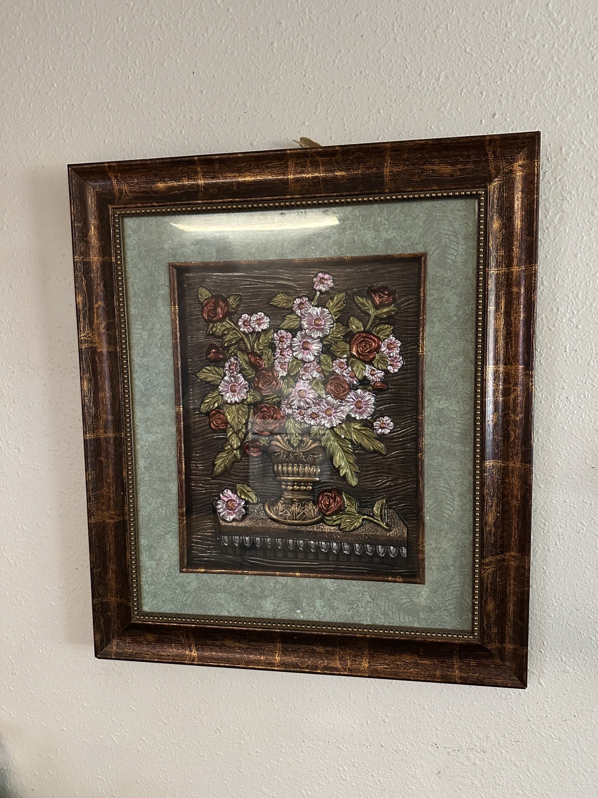 Framed 3D Floral Relief Wall Art – Ornate Traditional Décor Vintage Style