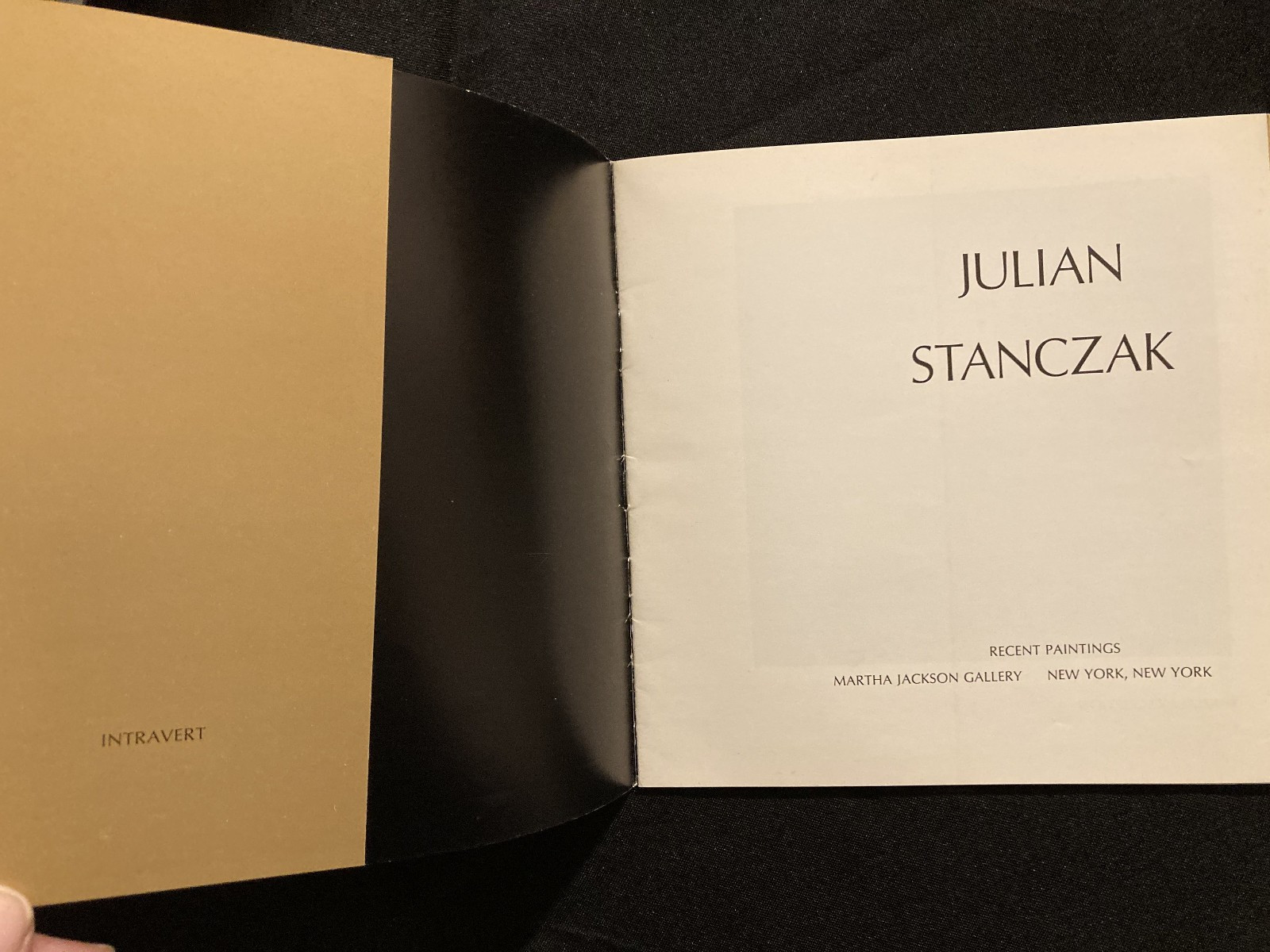 Julian Stanczak «intravert» recent paintings Martha Jackson Gallery N.Y.C.1068?