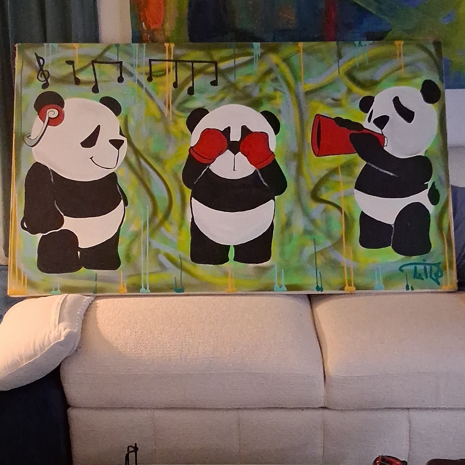 panda bears at play
