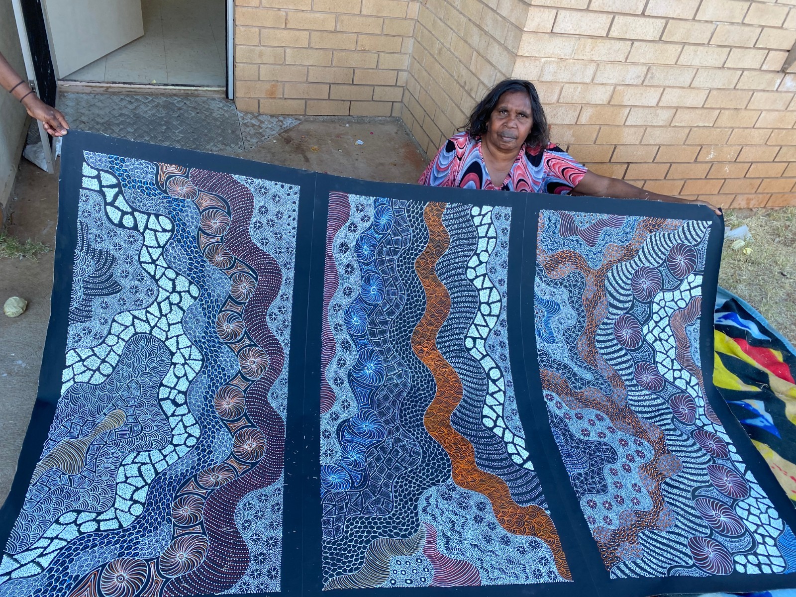 Rayleen Price Pula, Authentic Aboriginal art .Incl Photo’s and COA.
