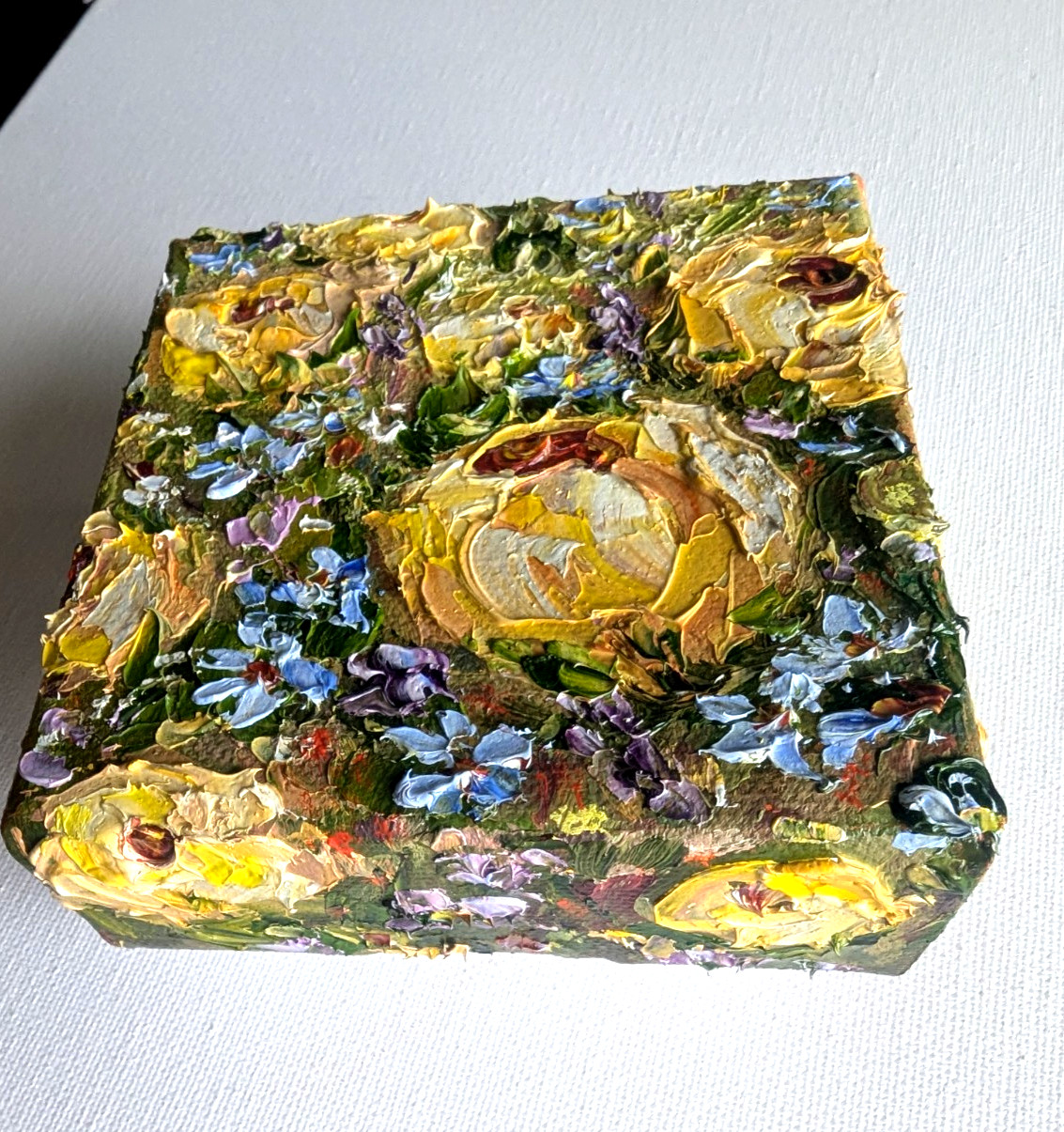 ORIGINAL OIL impasto Painting «Yellow ROSES» 4″X4″ X 1.5″ by Olga Diduh.