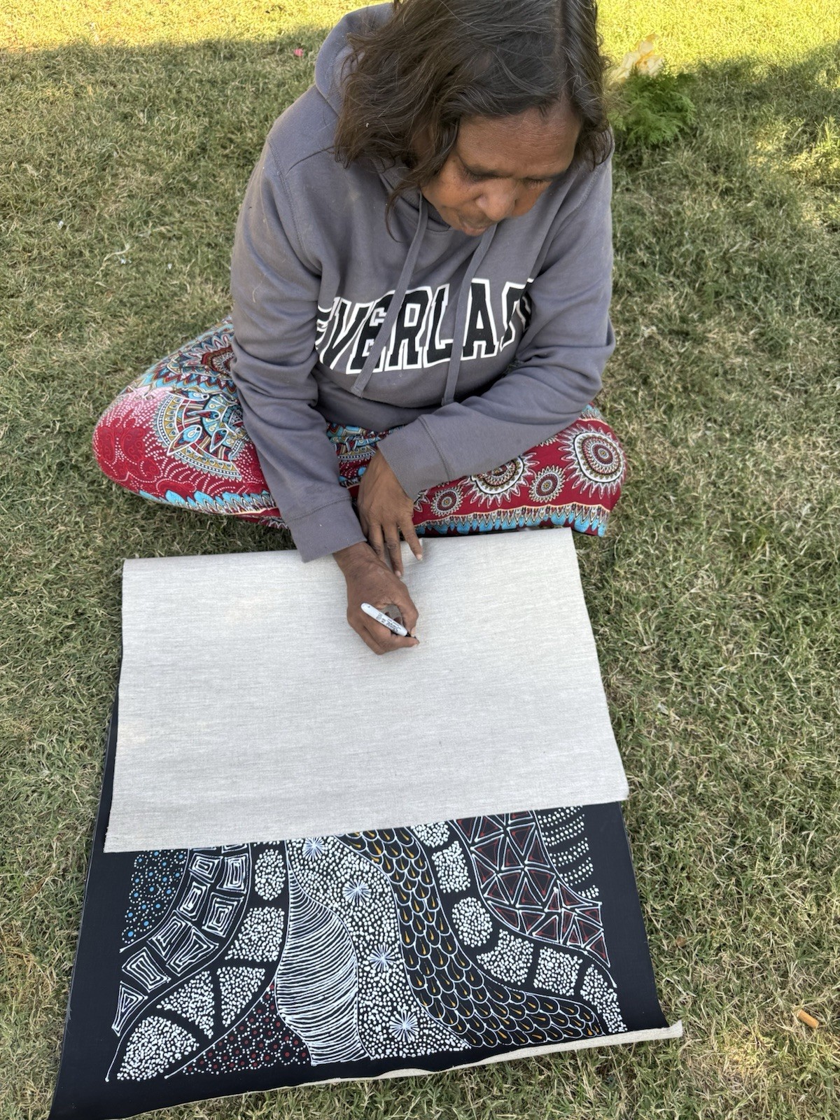 Rayleen Price Pula, Authentic Aboriginal art .Incl Photo’s and COA.