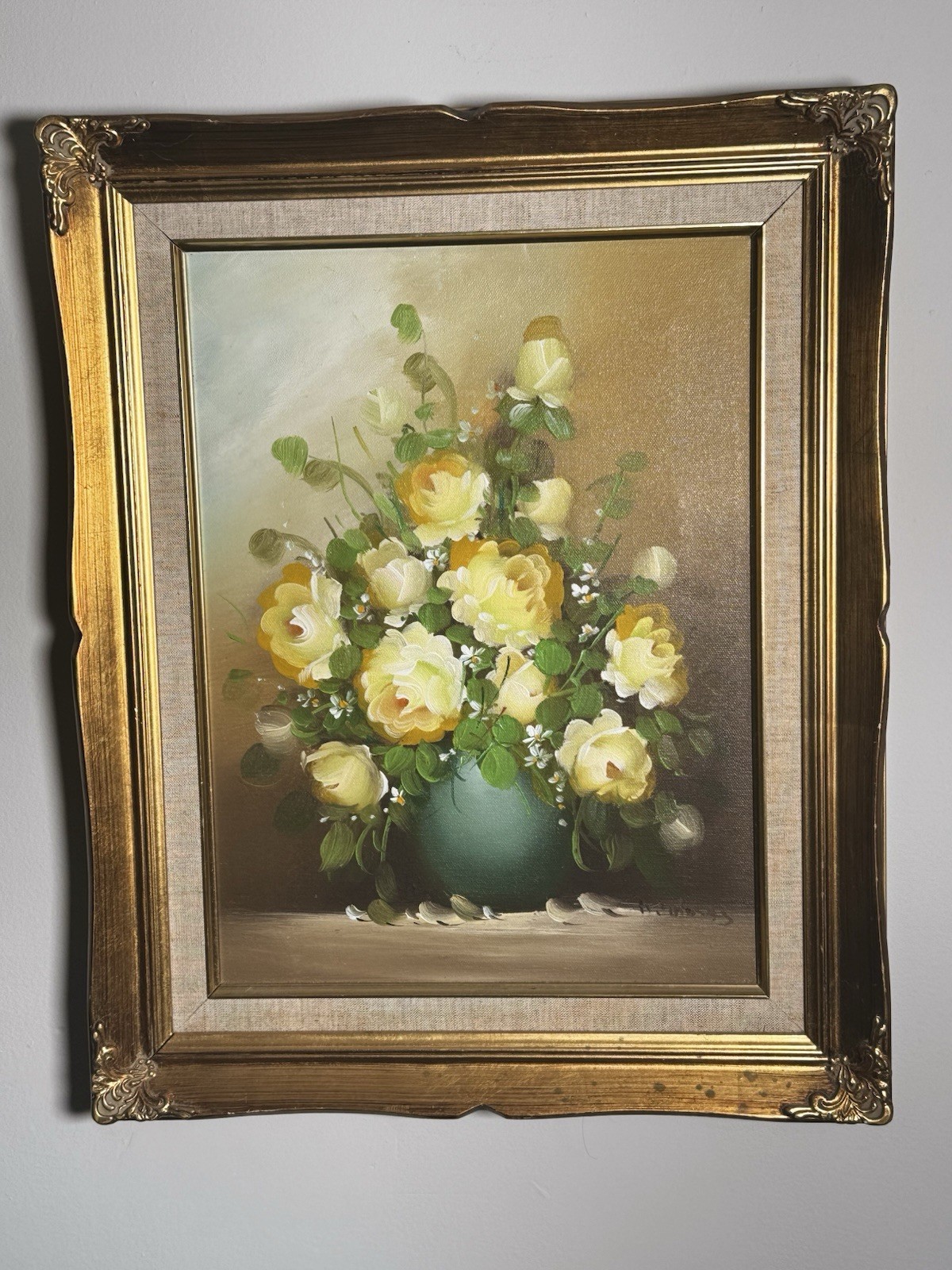 Vintage Floral Oil Painting In 17x20in Gold Wood Frame Signed Ready To Hang