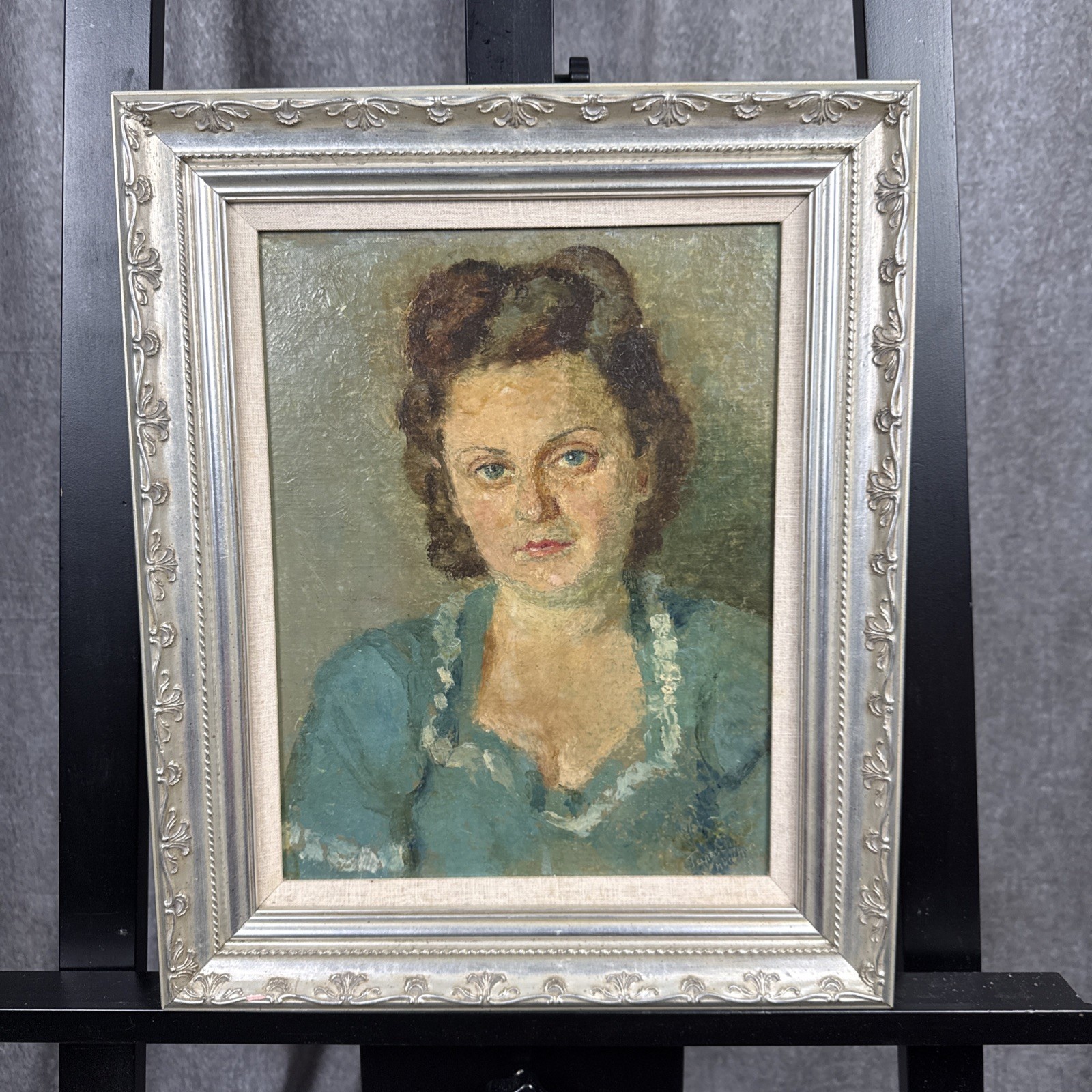 Oil On Canvas Painting Portrait German Woman 1951 Signed Munchen 15×18”