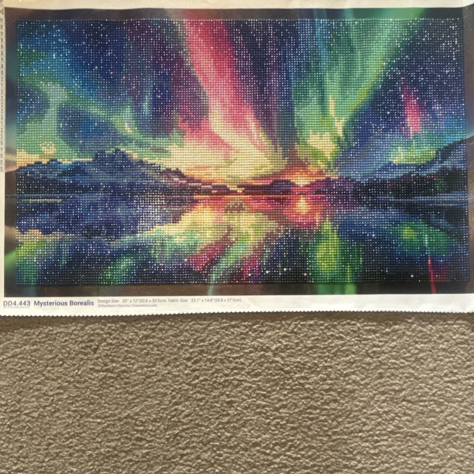 Dimond art of the northern lights by Dimond dots