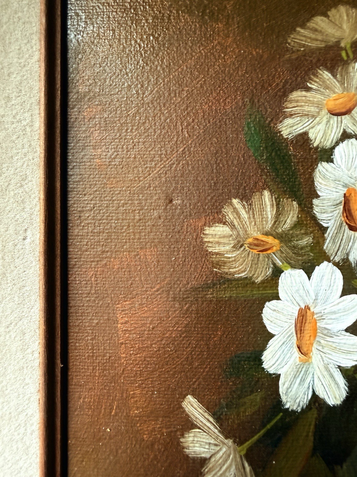 Vtg Wood Framed Painting With Linen Liner White Daisies In Basket Signed 13”x15”