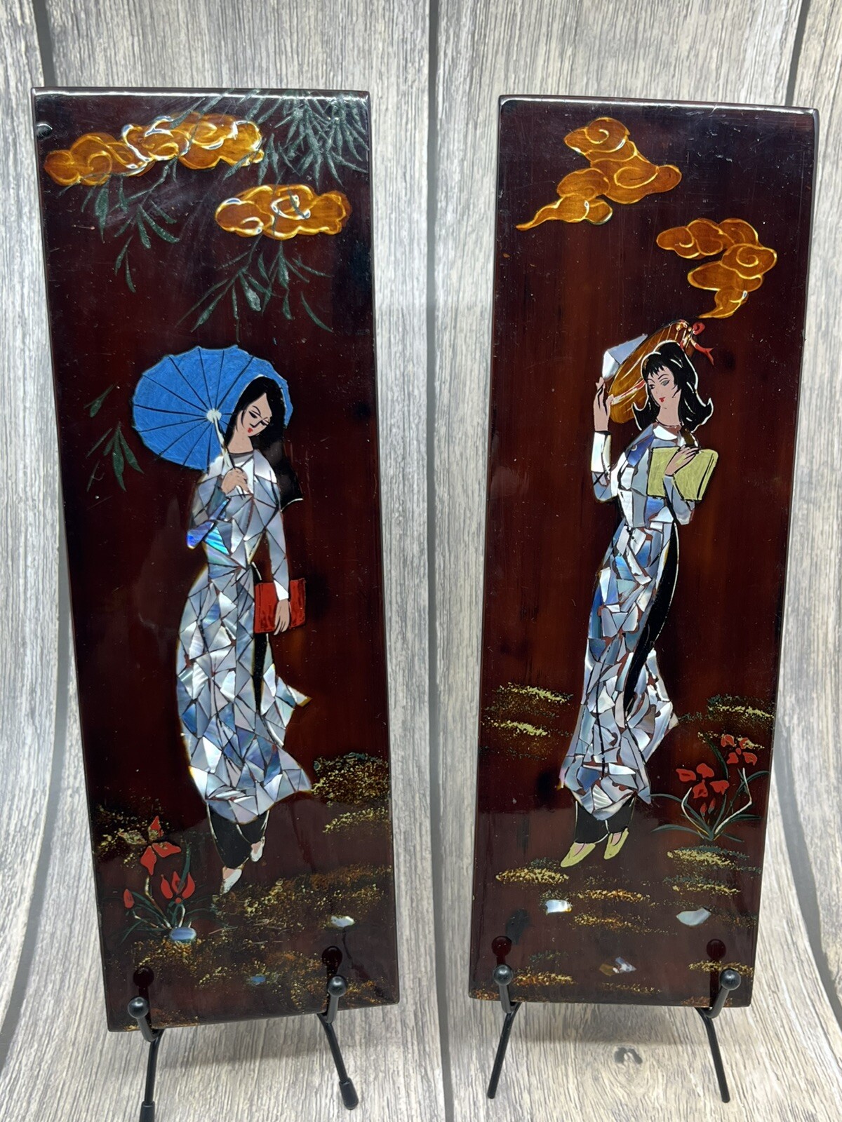 VTG Vietnamese Mother Of Pearl Inlay Lacquer Painting Wall Art Women 3.75×11.75