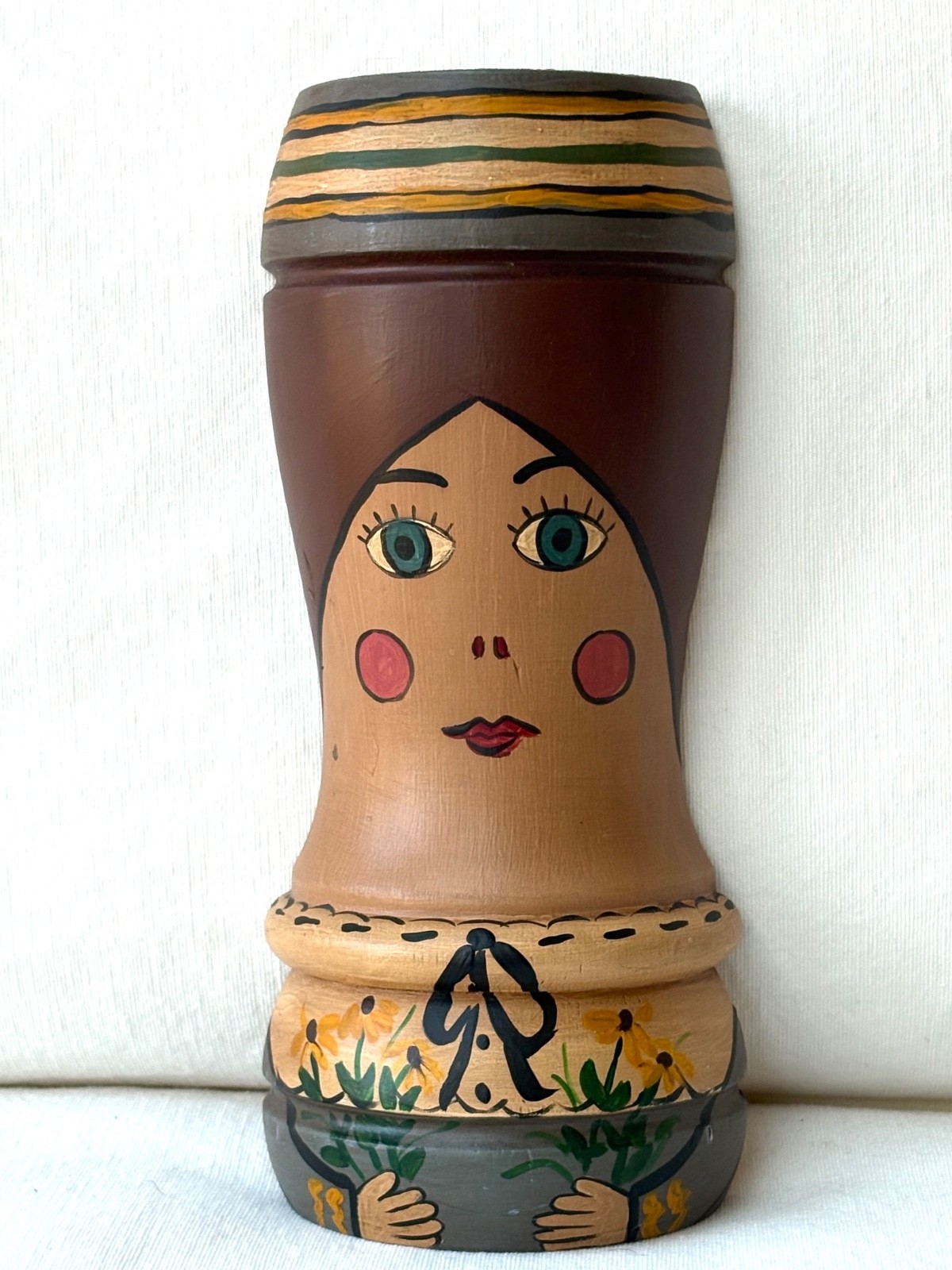 Folk Art – Painting on Bed Post