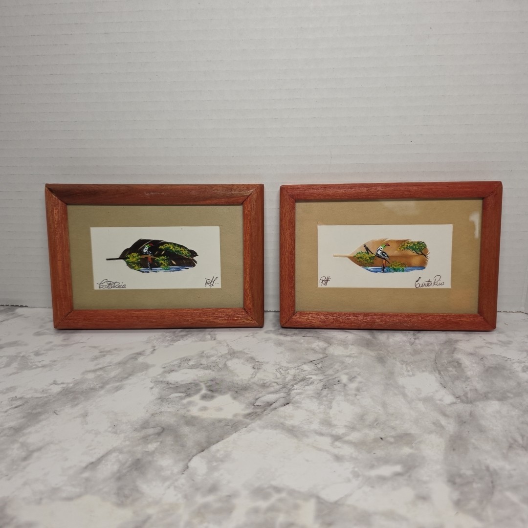 VINTAGE HAND PAINTED FEATHER ART TOUCANS ON BRANCHS COSTA RICA SIGNED FRAMED 2
