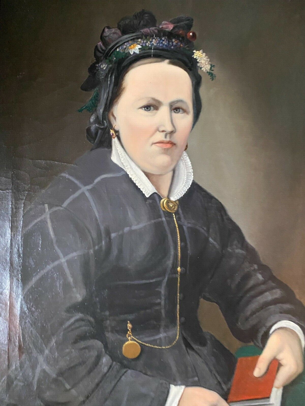 Oil Painting Portrait Lady Woman with Book Fashion & Chain 19 Jhr. Frame Garment