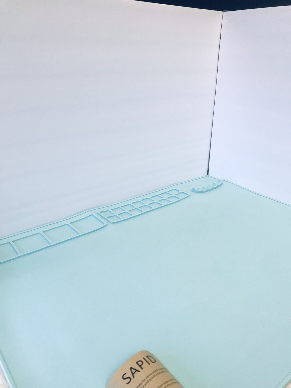 Sapid Silicone Paint XL Mat 33in X 24in Blue New