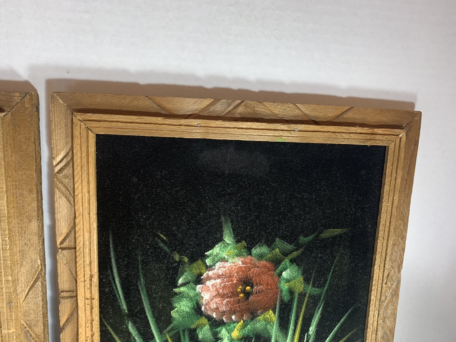 VTG PAINTINGS STILL LIFE FLOWERS IN VASE VELVET WOOD FRAME MCM DECOR SIGNED
