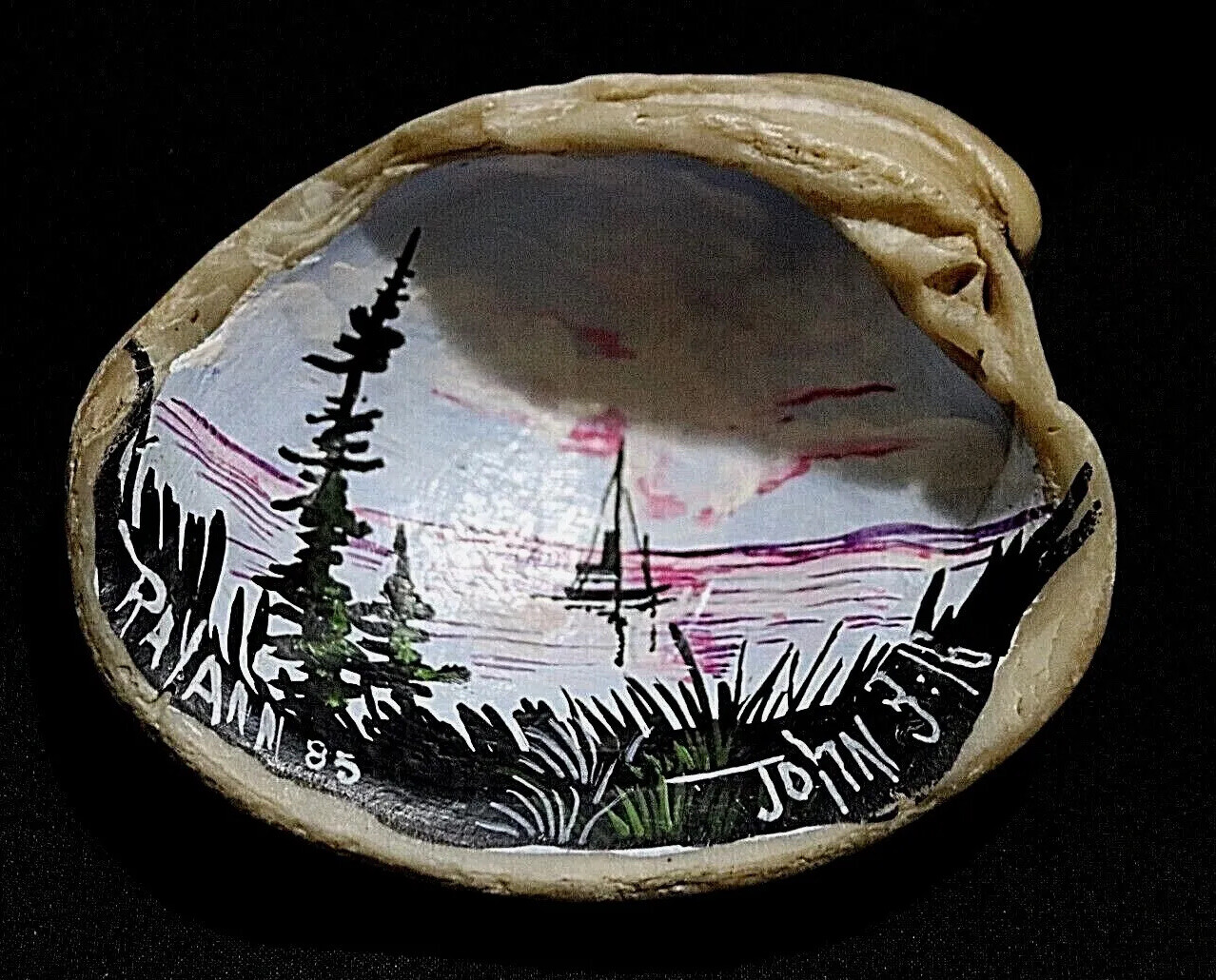 Clam Shell Painting signed Rayann 85, one of a kind