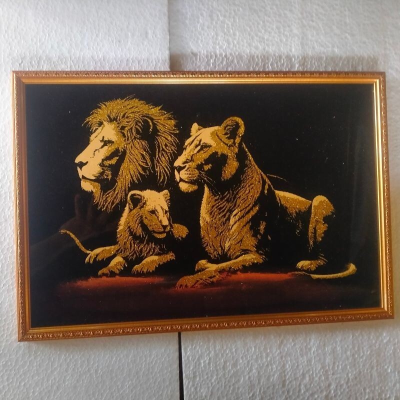BLACK VELVET ART Acrylic Paint Lions Sri Lanka Frame NEW