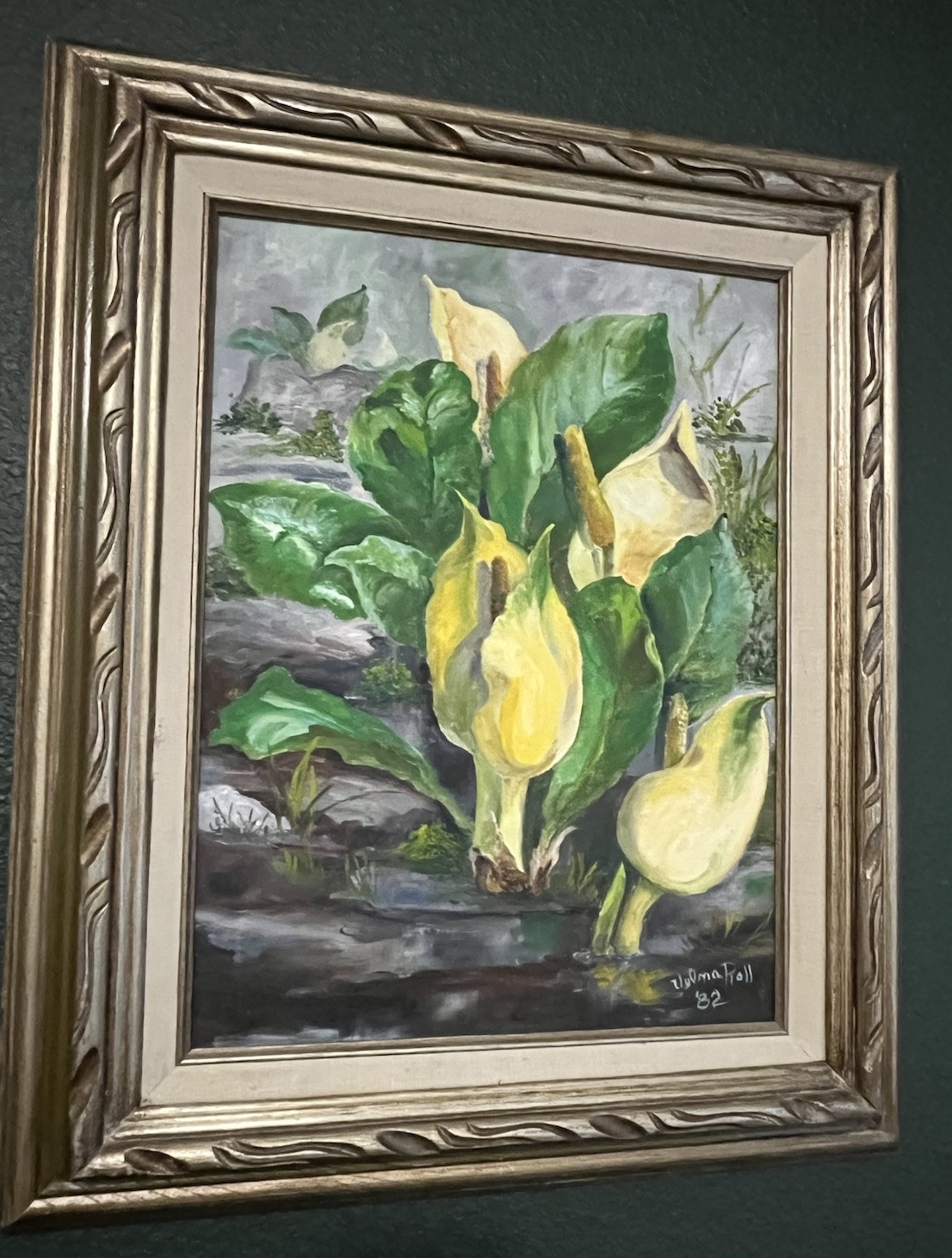 Original Painted Lilly Flowers ￼On Canvas Stunning Wood Frame 21.5×18”