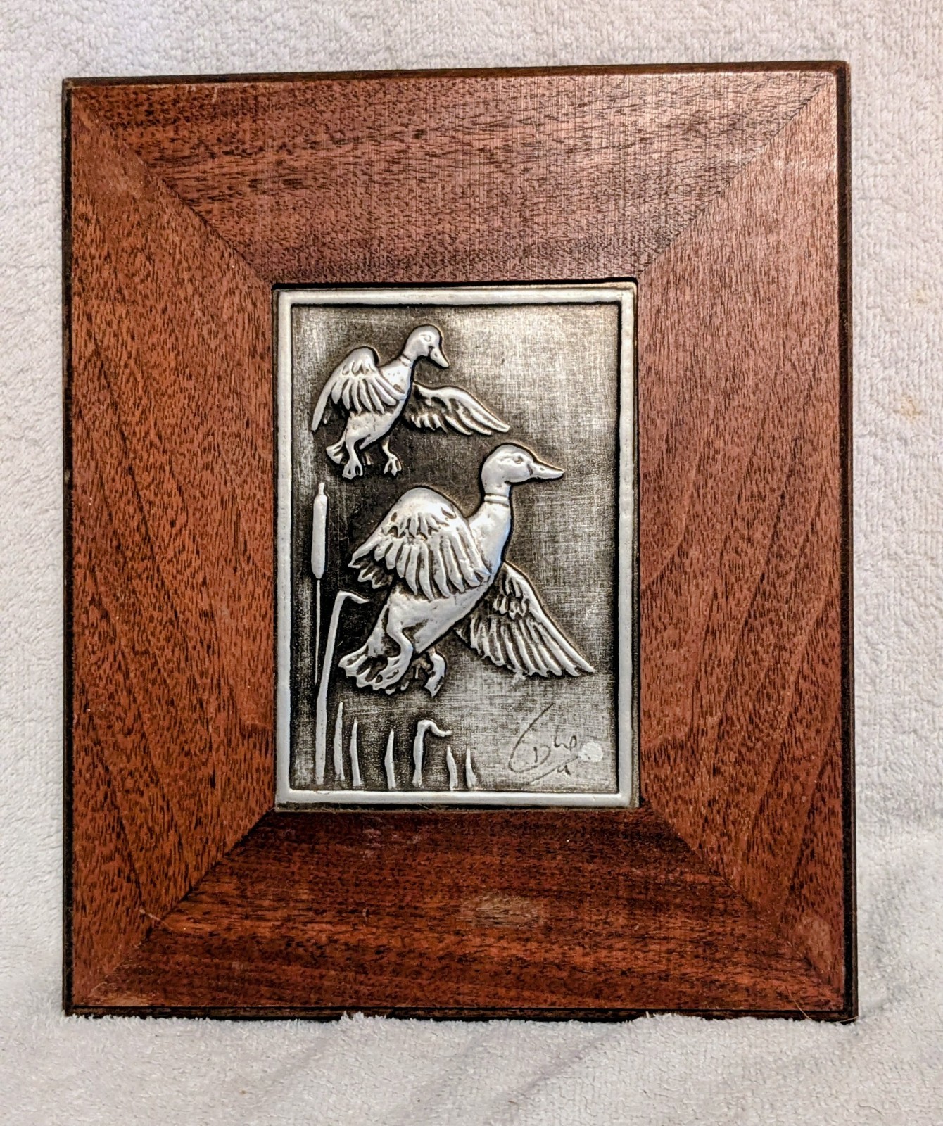 VTG Collectible BRUCE FOX Aluminum Relief FLYING DUCKS Picture Signed with/Label