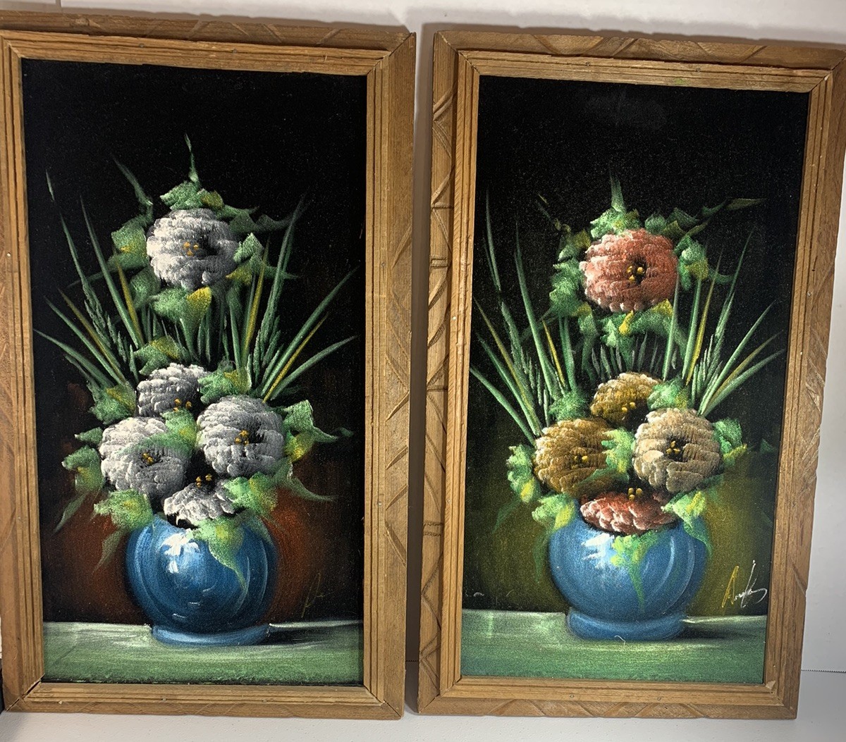 VTG PAINTINGS STILL LIFE FLOWERS IN VASE VELVET WOOD FRAME MCM DECOR SIGNED