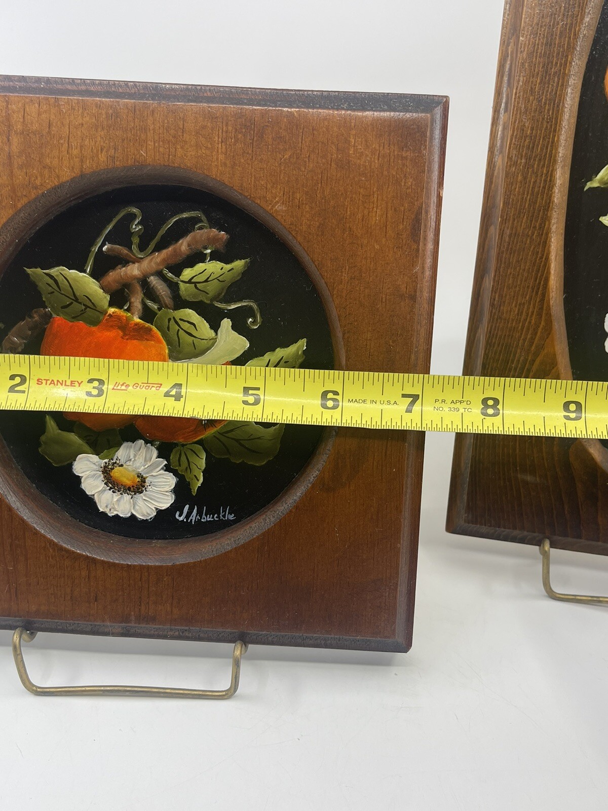 VTG Still Life Hand painted Pears Apples Daisy Hand Carved Frames Miniatures