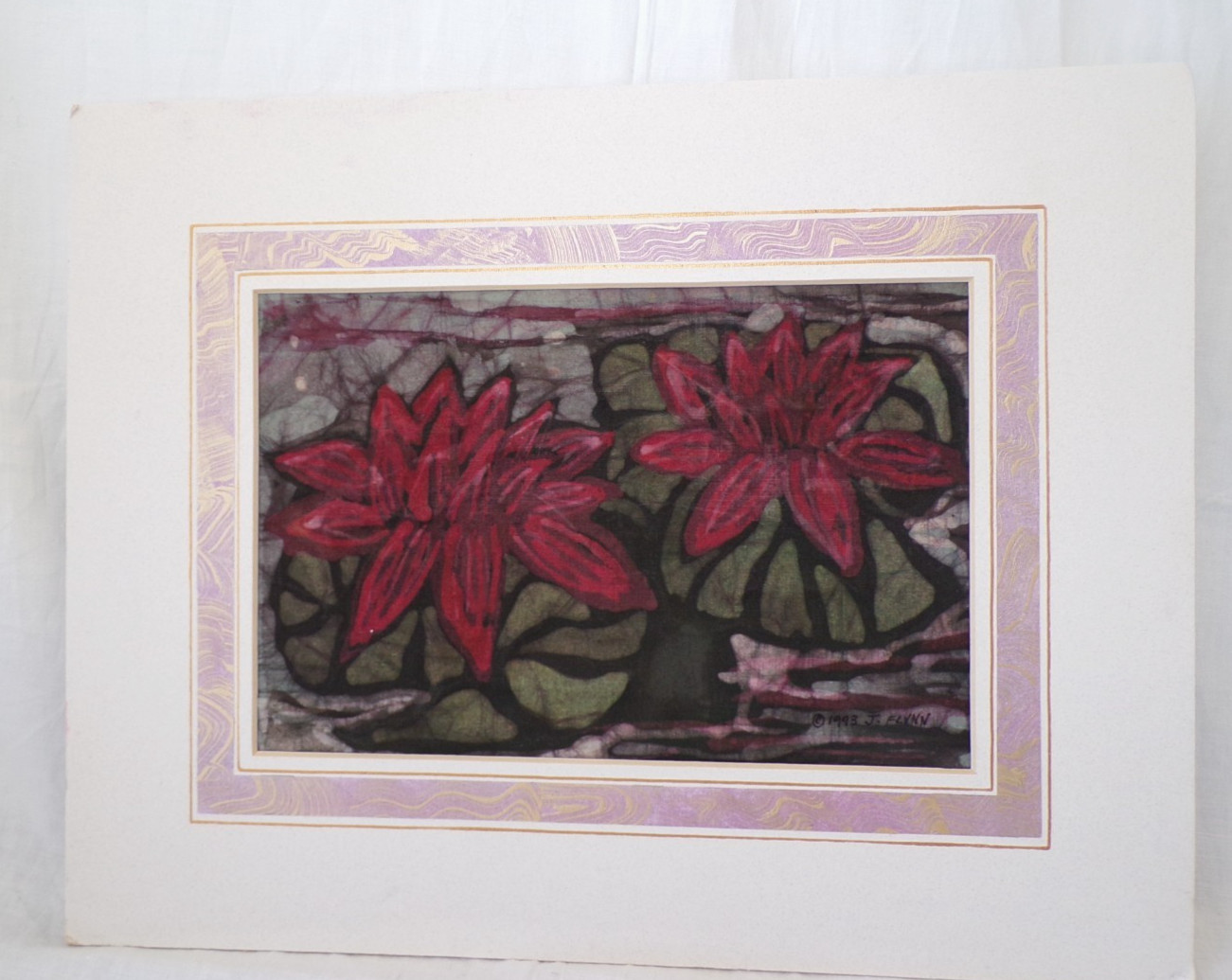 Red Water Lillies in Pond Batik 1993 J. Flynn Art Home Decor Flowers 14″ x 11″
