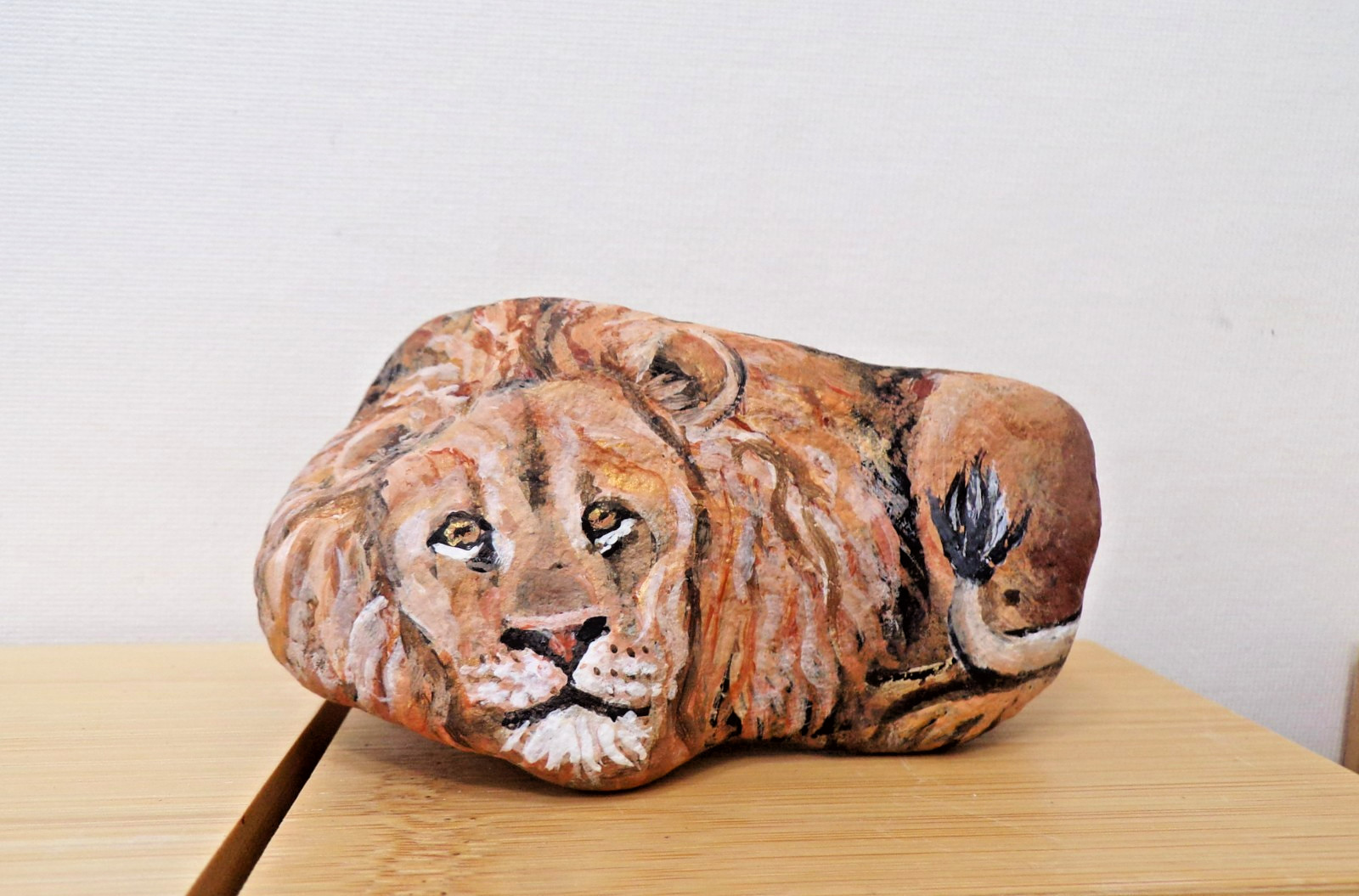 Lion Stone hand painted Rock original art signed by Manuela Quick
