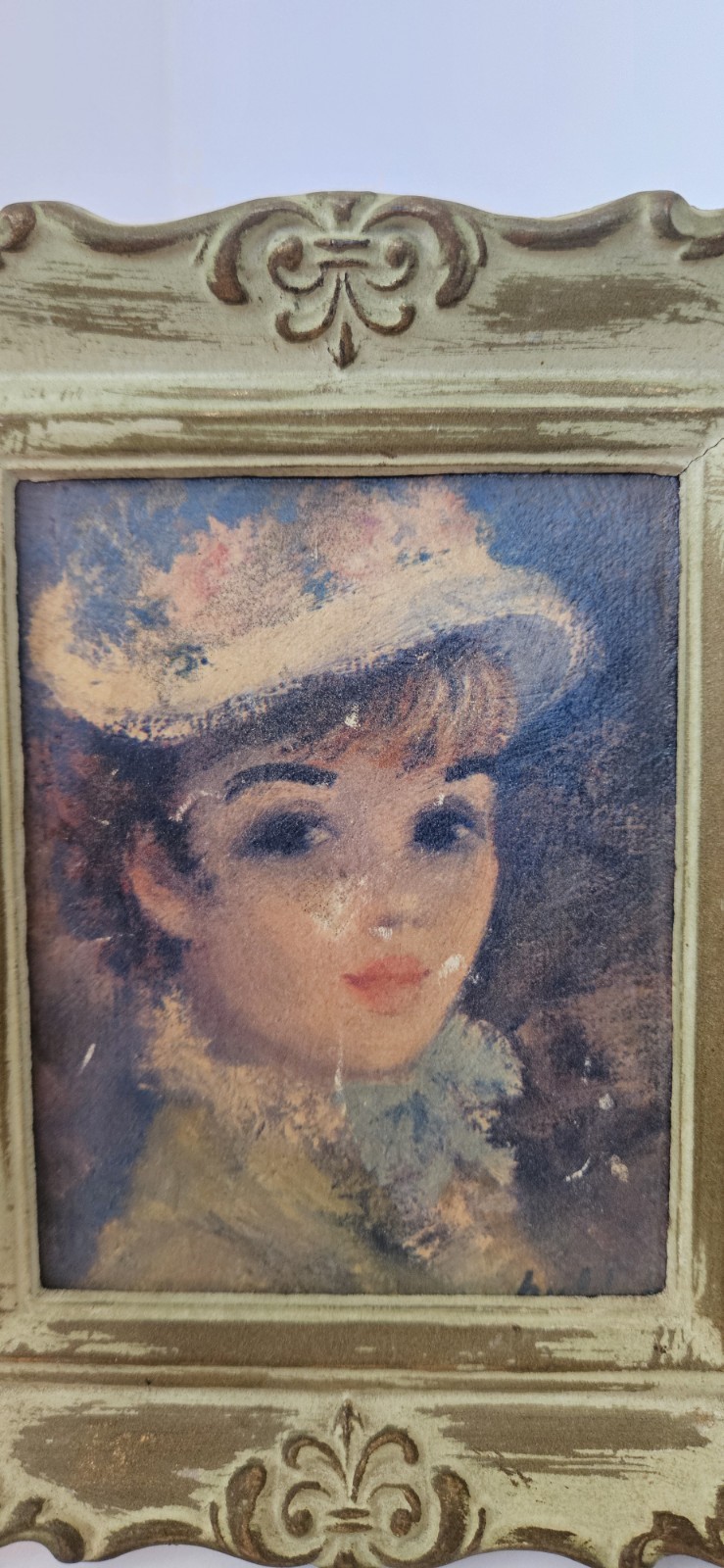 VTG Hulda «Suzanne & Annette» 2 Framed Art Portraits MCM Antiqued Cream & Green.