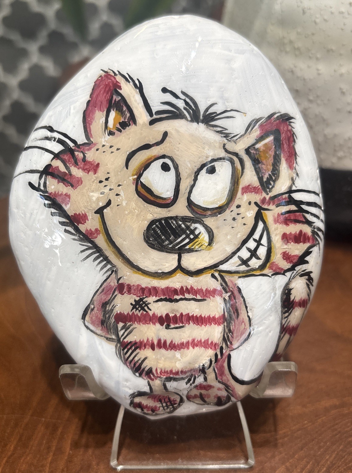 Hand Painted Rock «Sneaky Fun Cat” Garden Decor Art Collectible Paperweight