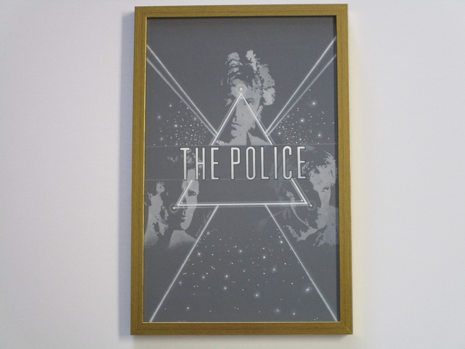 LARRY ORTIZ ILLUSTRATION PAINTING ALBUM COVER DESIGN FOR THE POLICE ABSTRACT