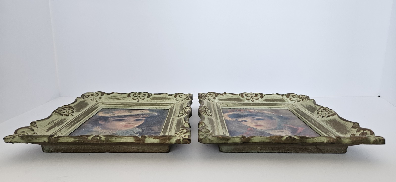 VTG Hulda «Suzanne & Annette» 2 Framed Art Portraits MCM Antiqued Cream & Green.