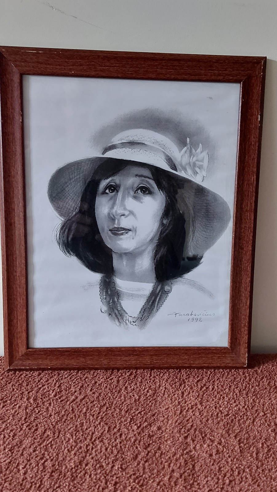 Portrait of a Woman – Z. Tarakovičius – 1992 – Pencil – 41 x 34 cm – Signed