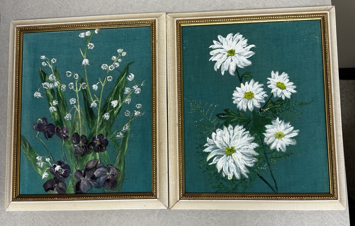 2 Vintage 70s Velvet Floral Painting Daisies, Pansies, Spring Flower 12.5”x10.5”