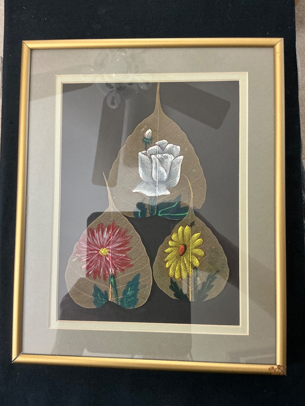 ORIGINAL OIL PAINTING OF 3 FLOWERS ON A SKELTON PIPAL TREE LEAF
