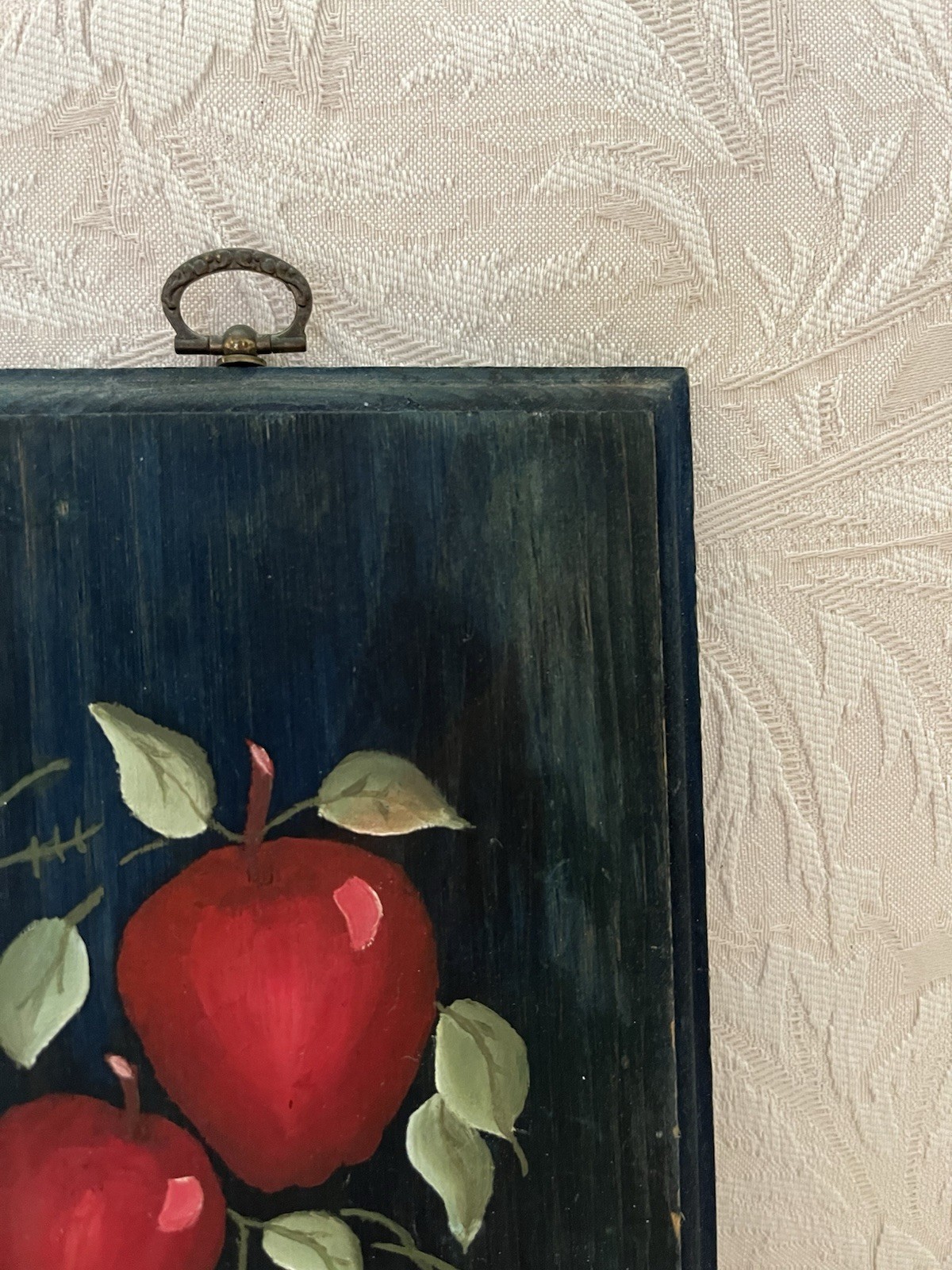 Handpainted Apple Wall Art Plaque Artwork Folk Art Kitchen Country Primitive Vtg