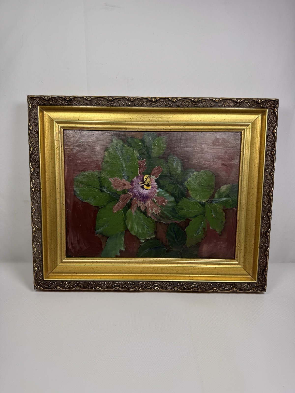 Framed Oil Painting Floral Pollinating Bee with Ornate Gold Frame