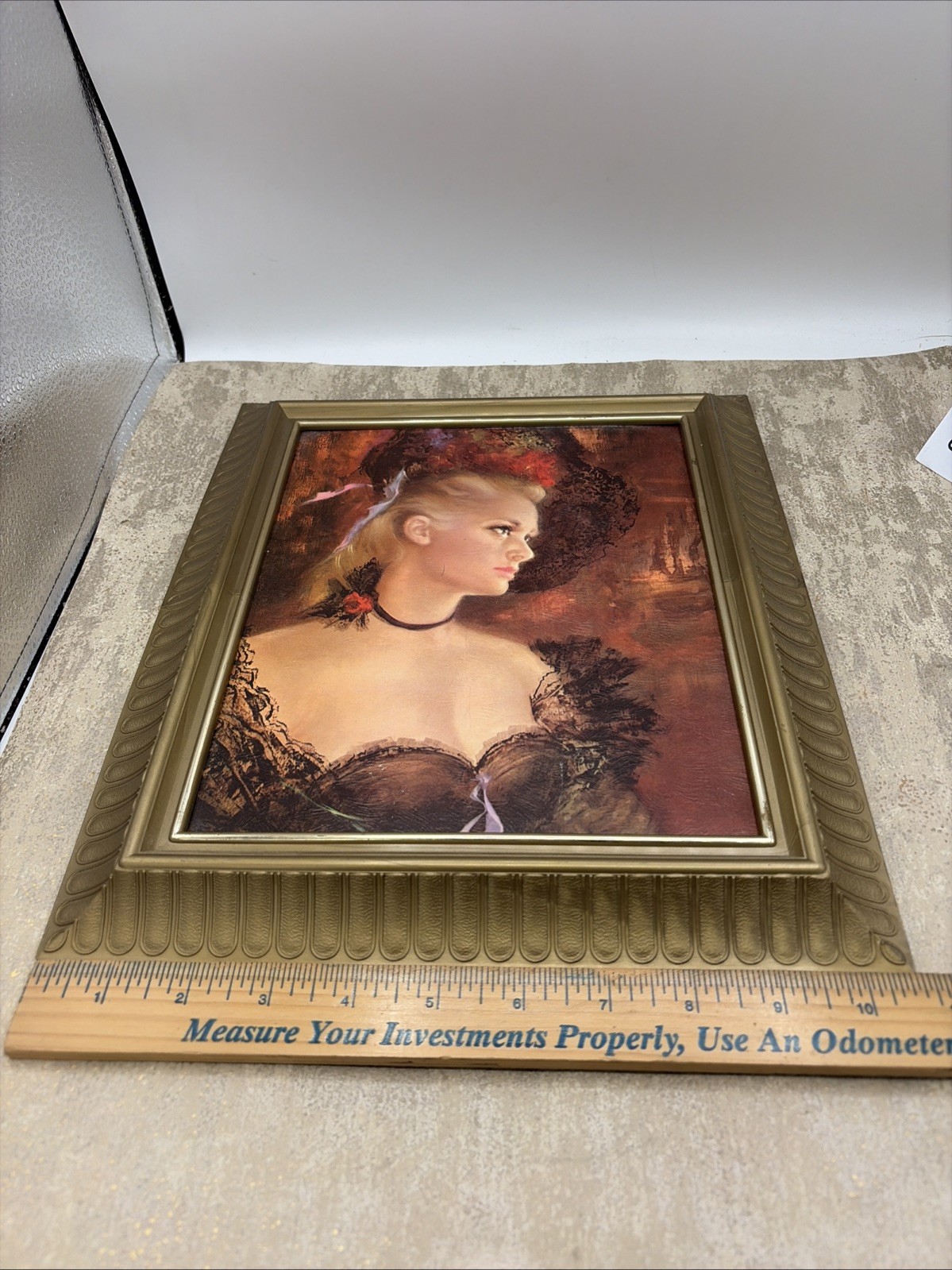 Pretty Lady Art In Plastic Frame Printed Oil Painting 10.75”X 12.75”