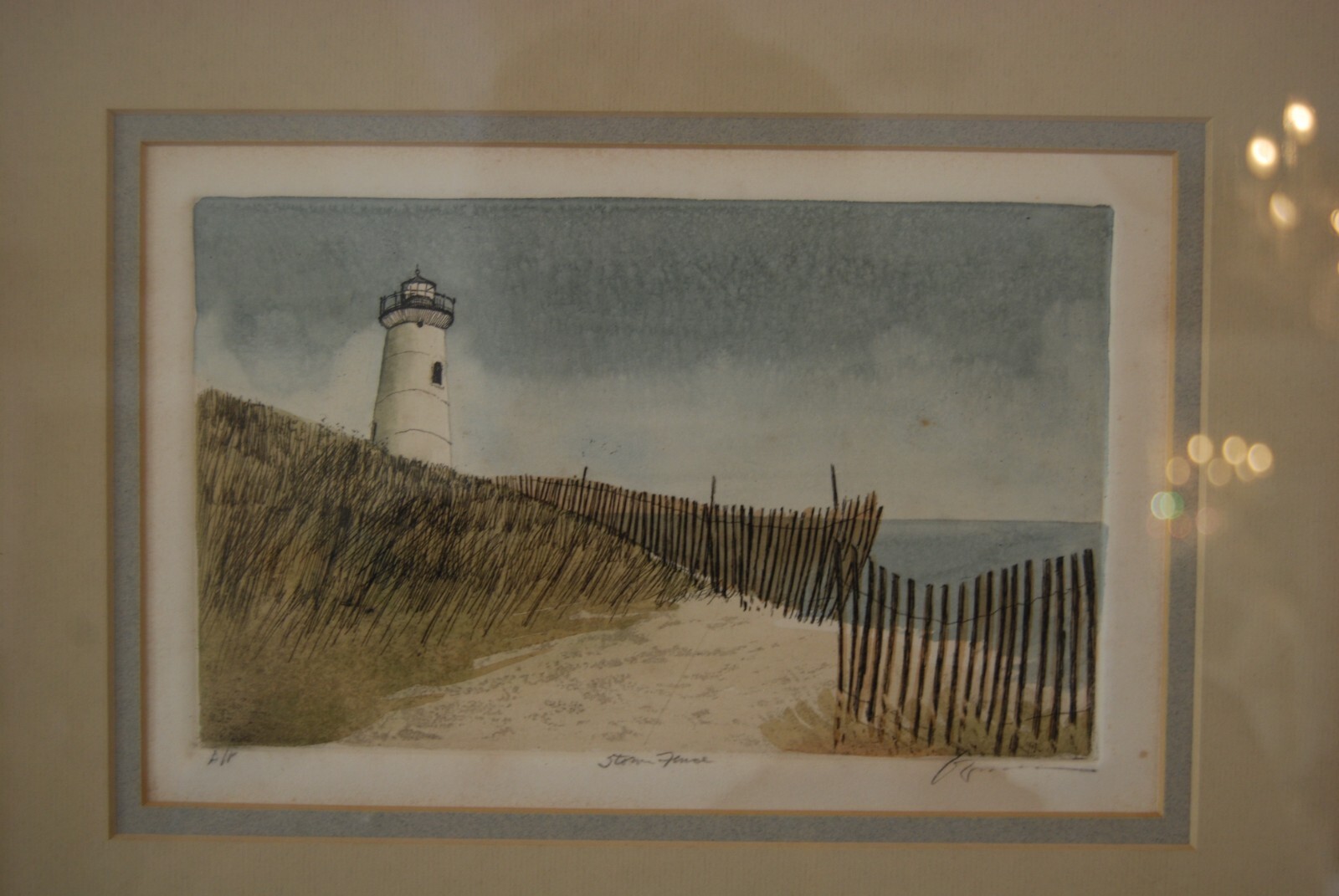 VTG FRAMED FRANK KACZMAREK SIGNED A/P COLORED ETCHING «STORM FENCE» LIGHTHOUSE