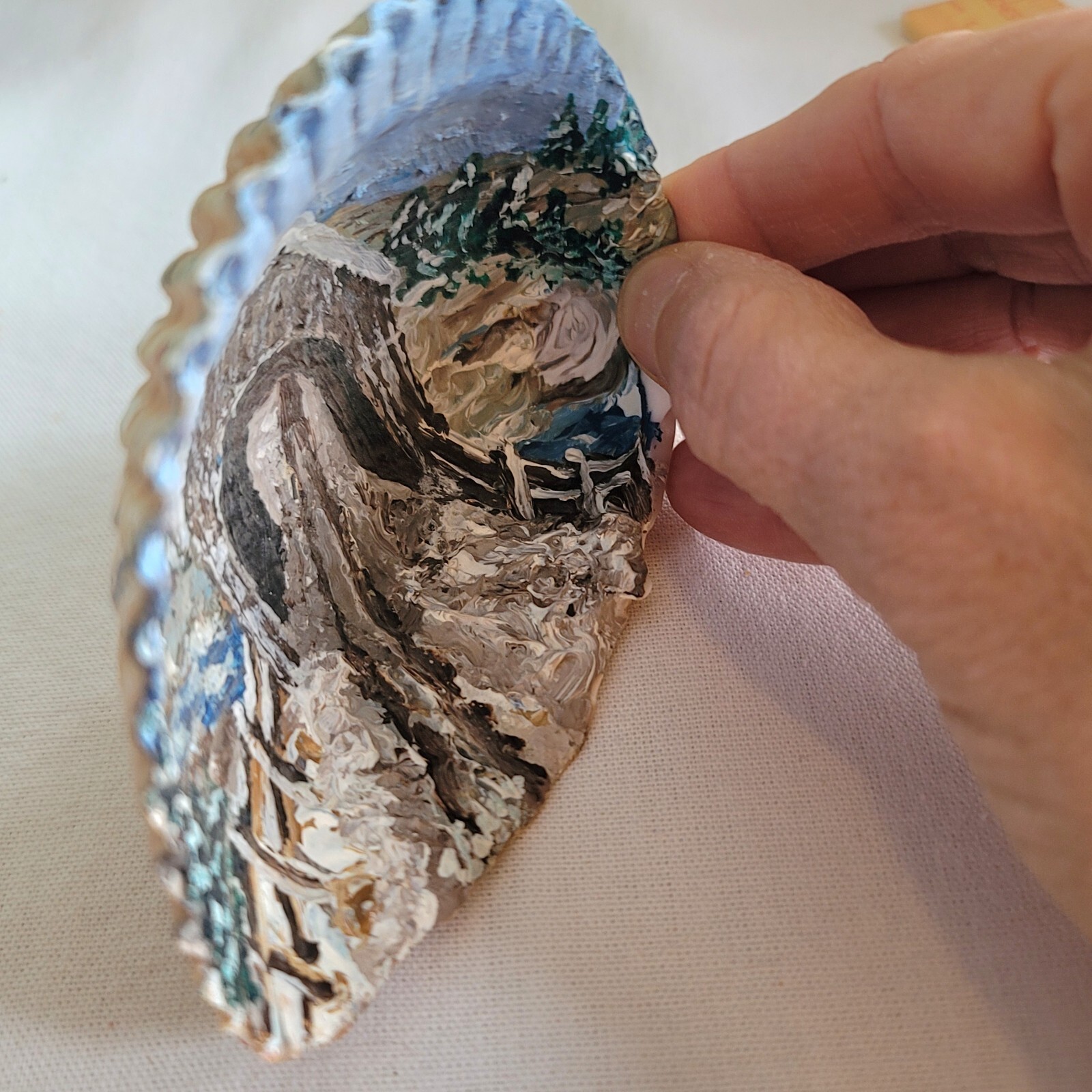 Hand Painted Sea Shell•Winter Scene•EUC•Scallop•Clam•Snow•Bridge•Artisan