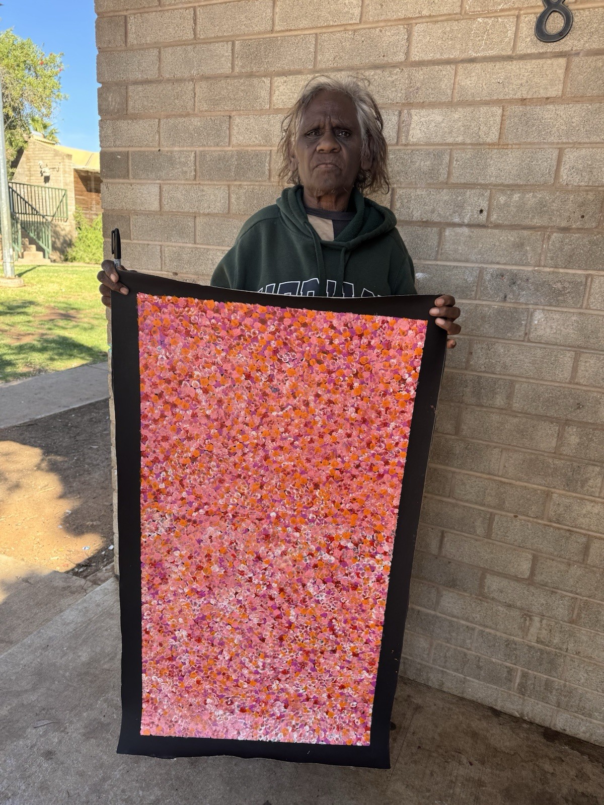 Bessie Pitjara. Highly Collectable Aboriginal Art. Incl COA, and photo’s