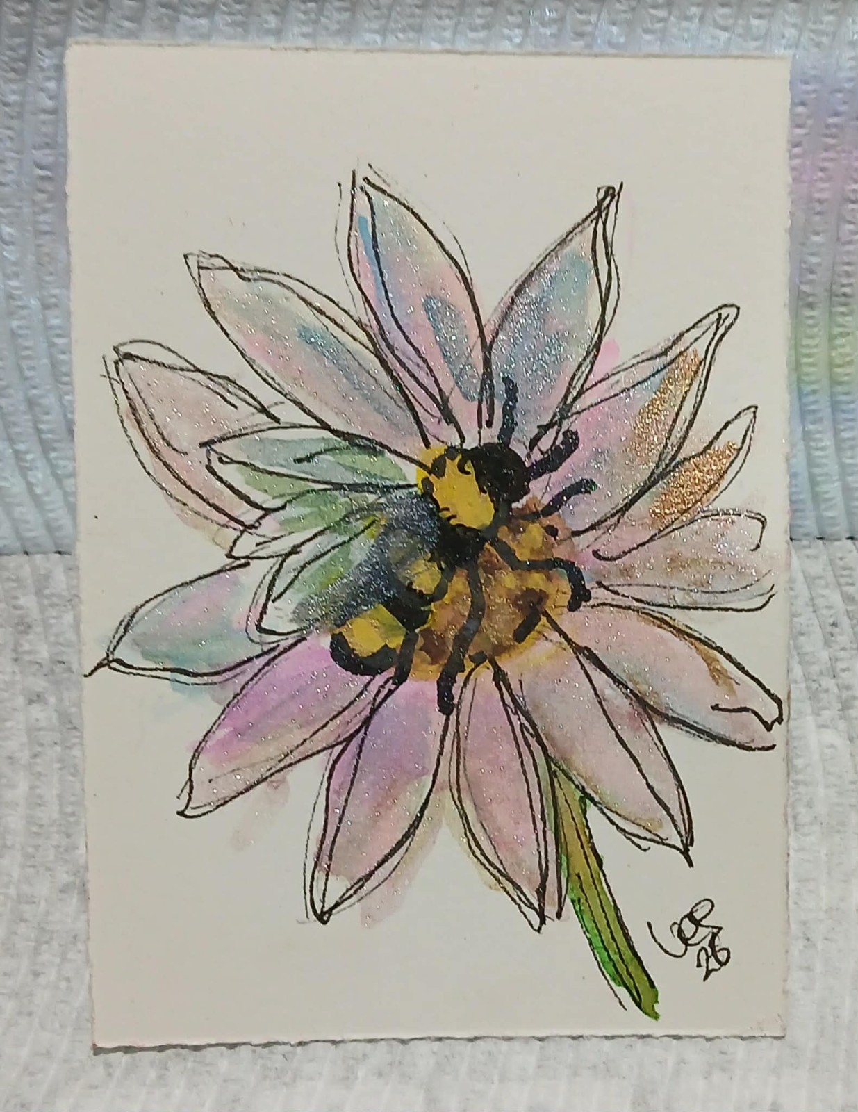 ACEO OOAK Series – Bees & Blooms in Watercolor Scribble Outline Style Pink Daisy