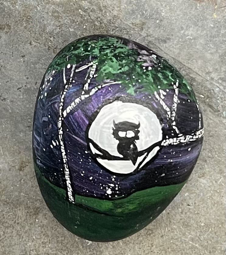HAND PAINTED RIVER STONE ART «Nature Scene Owl» by Yellow Paw Collectible Rocks