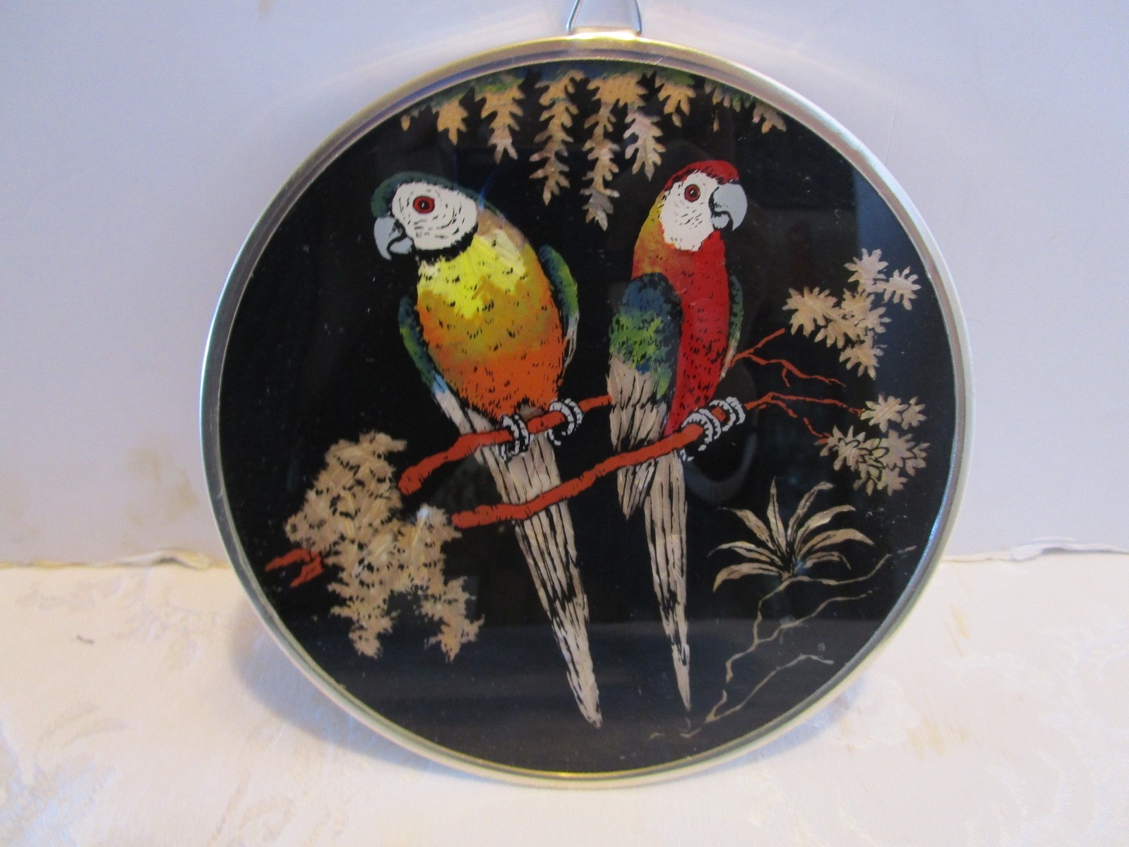 Vintage REVERSE PAINTED round GLASS PARROTS WALL Hanging BRAZIL 6.50” W 1970’s